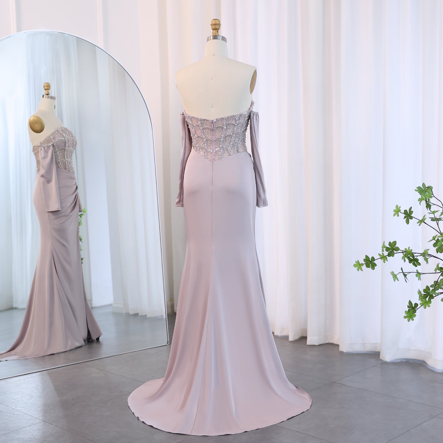 Luxury Mermaid White Evening Dress with High Slit