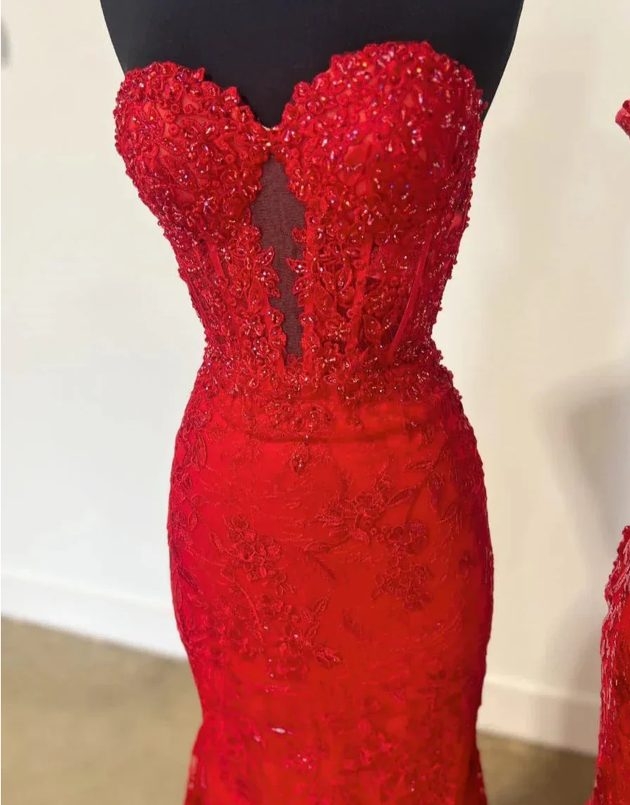 Sweetheart Sleeveless Appliques Illusion Mermaid Prom Dress
