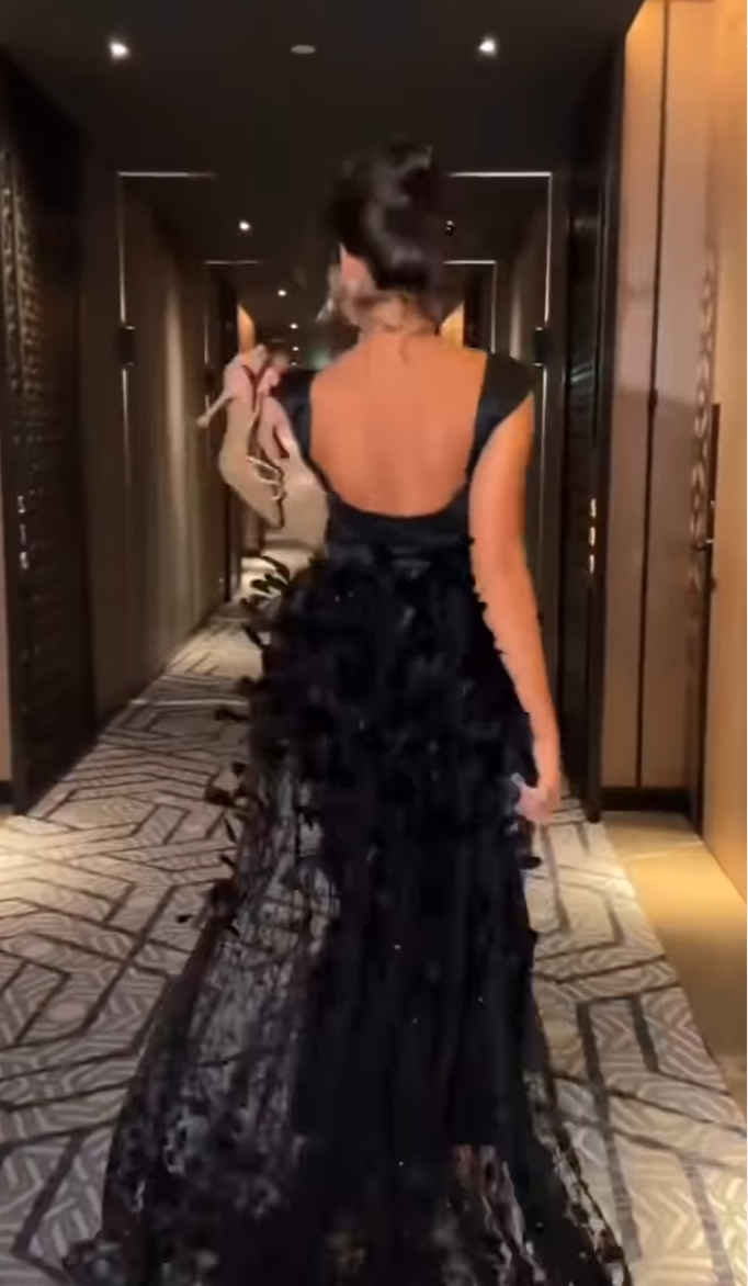 Scoop Straps Sleeveless Floral Sheath Evening Dress