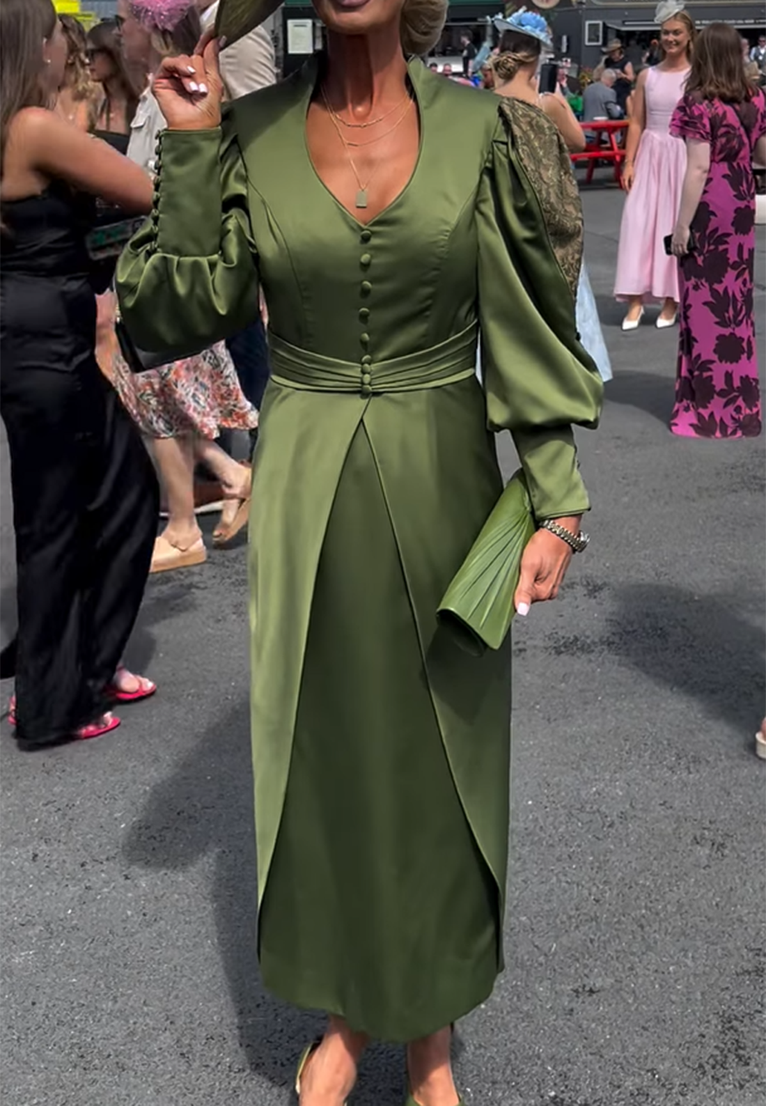 V-Neck Long Sleeves Appliques Sheath Mother of Briide Dress