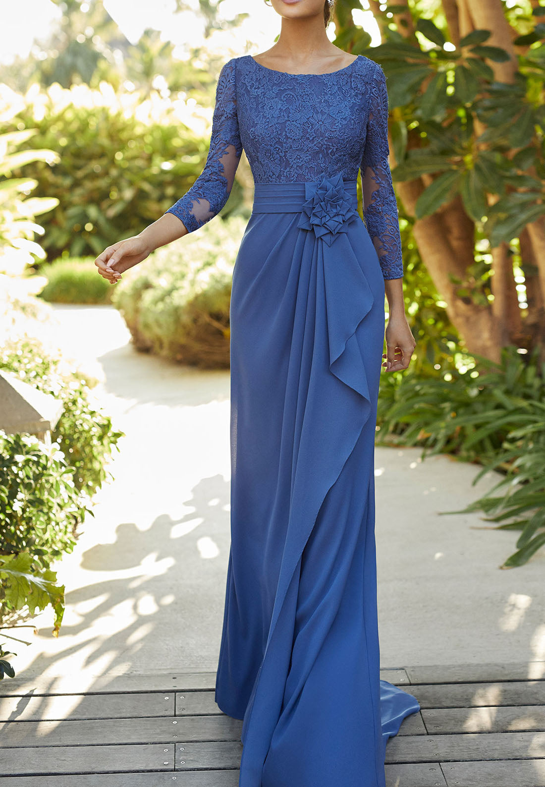 lace and satin mother of the bride dresses La Femme 31802 Women's Formal Evening & Wedding Guest Dress - Navy
