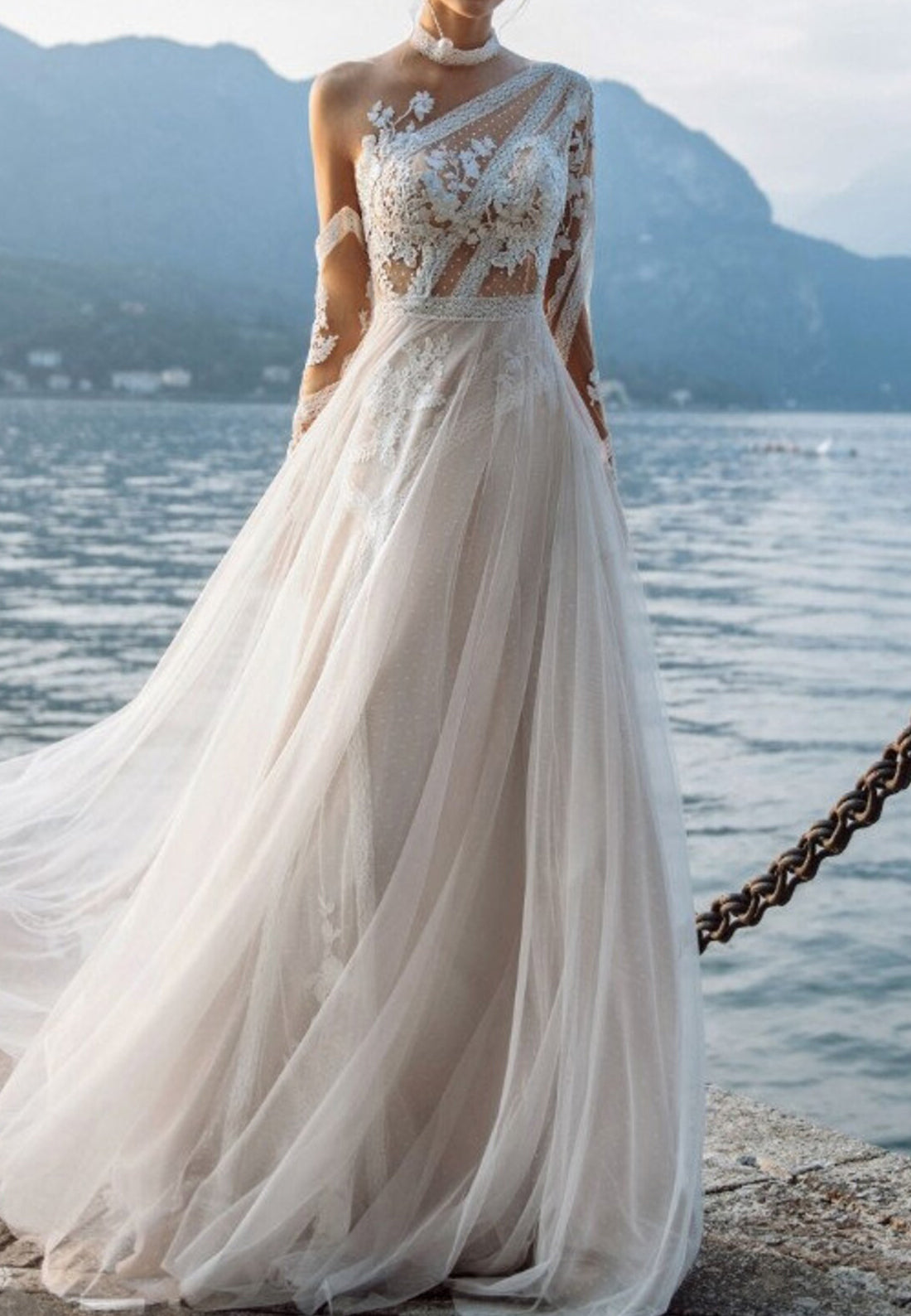 One Shoulder Long Sleeves Lace Appliques Tulle A-Line Wedding Dress