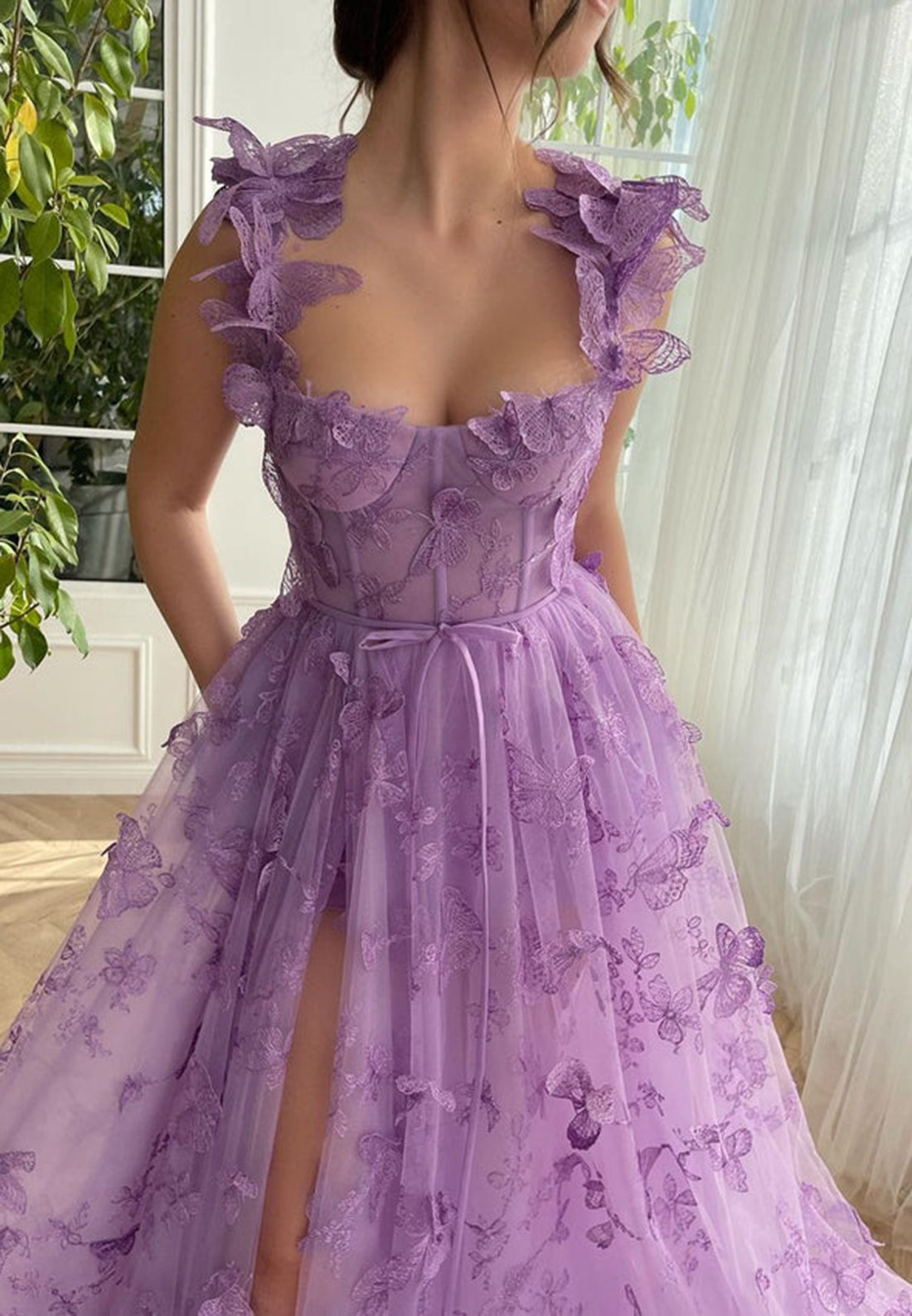 Sweetheart Sleeveless Floral Embellished A-Line Prom Dress