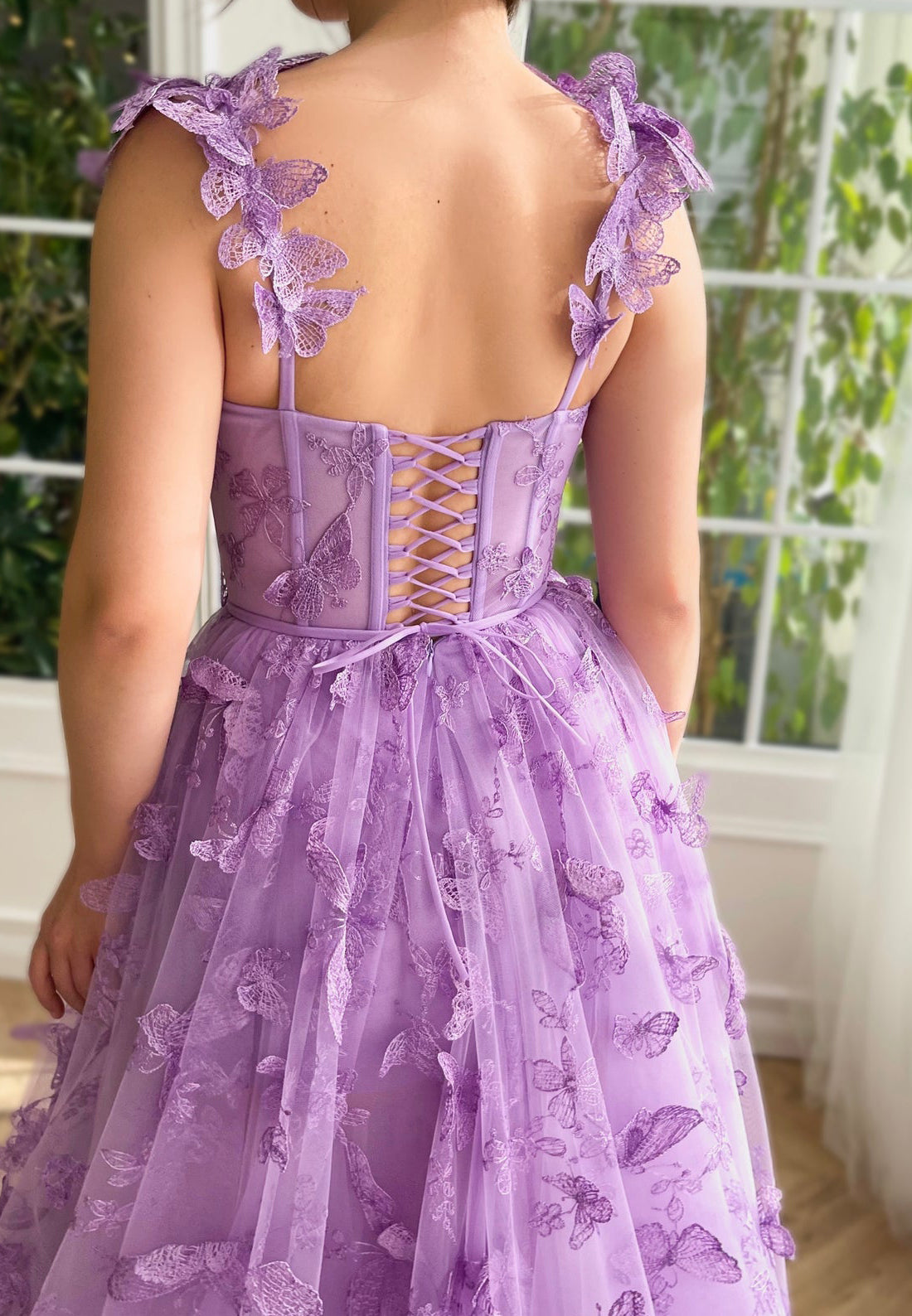 Sweetheart Sleeveless Floral Embellished A-Line Prom Dress