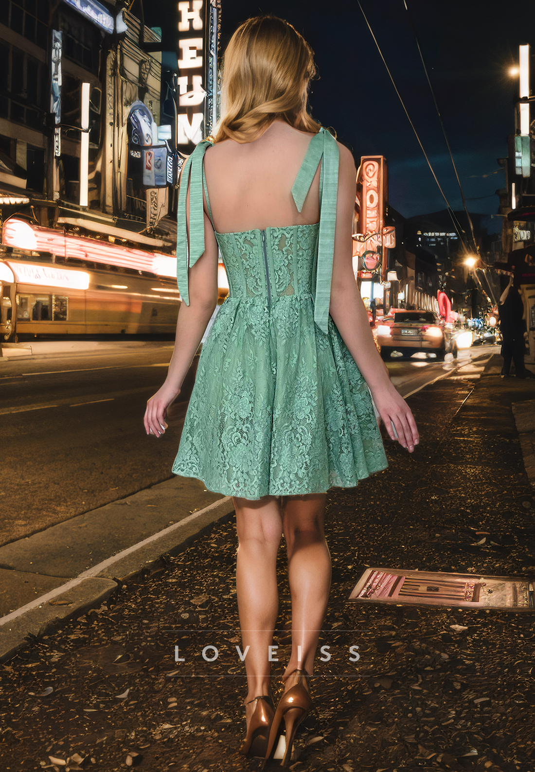 Sweetheart Sleeveless Appliques Pleated A-Line Short Homecoming Dress