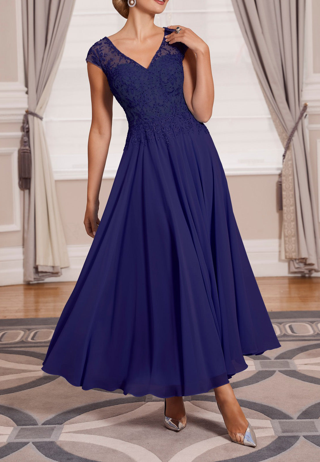 V-Neck Cap Sleeves Appliques Pleated A-Line Chiffon Mother of Bride Dress Cocktail Dress