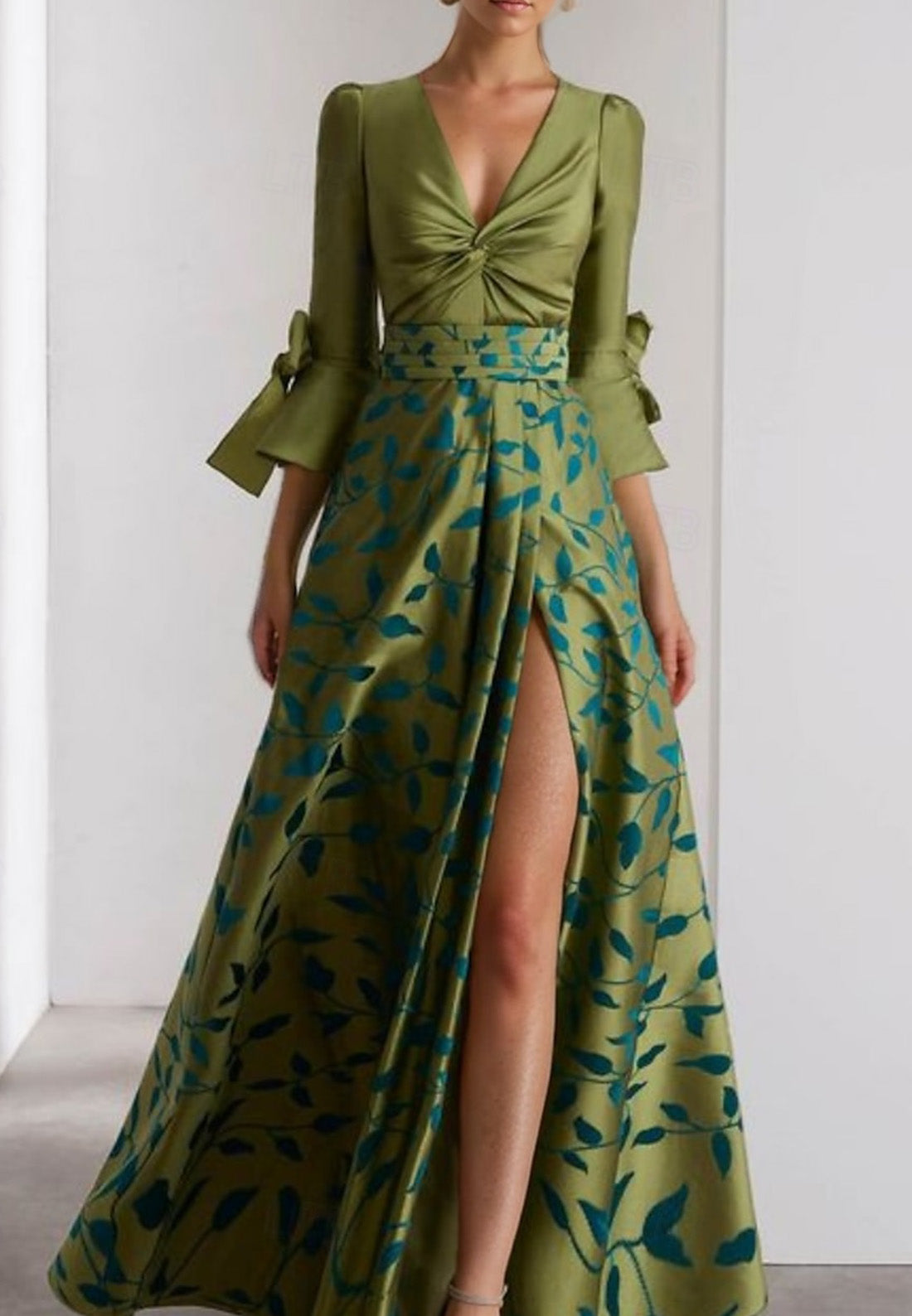 A-Line Evening Gown Elegant Dress Formal Wedding Floor Length 3_4 Length Sleeve