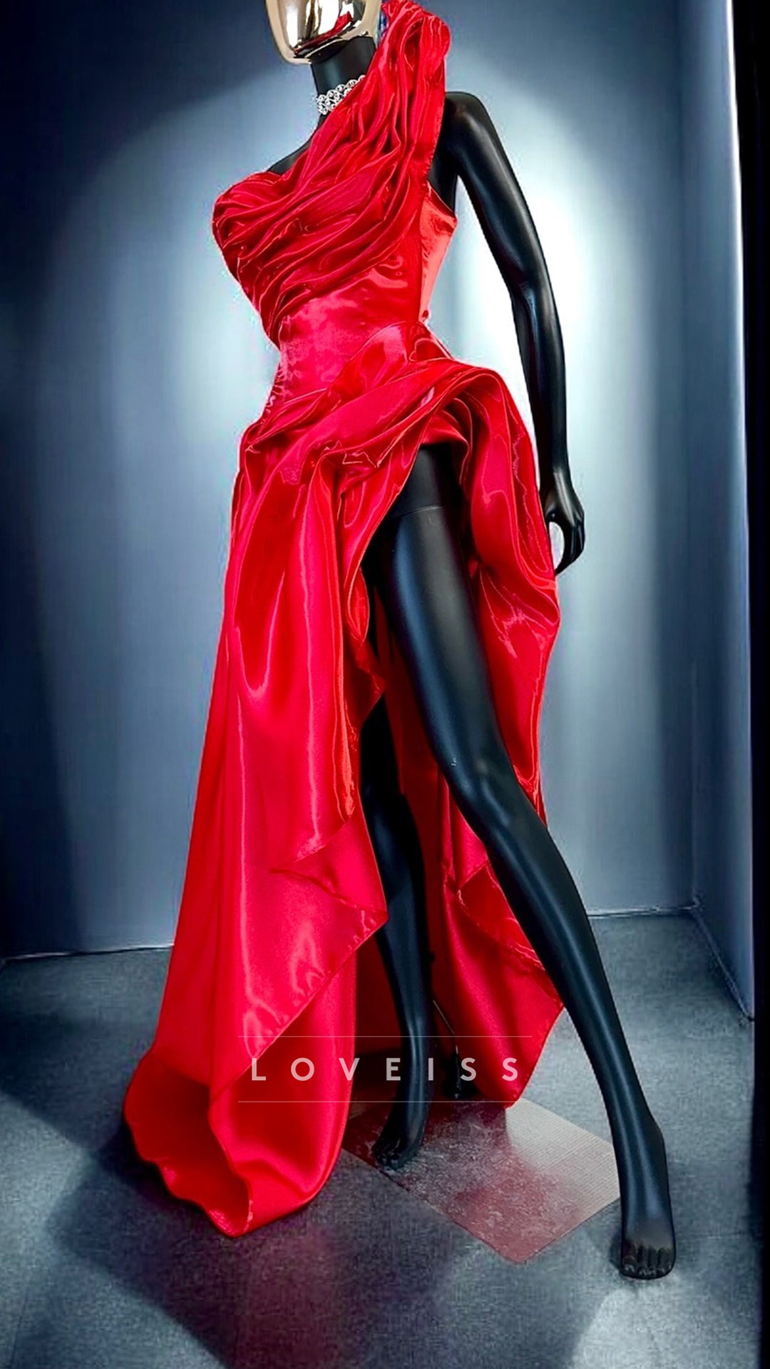 Asymmetrical Sleeveless Pleated Side Slit Sheath Prom Dress