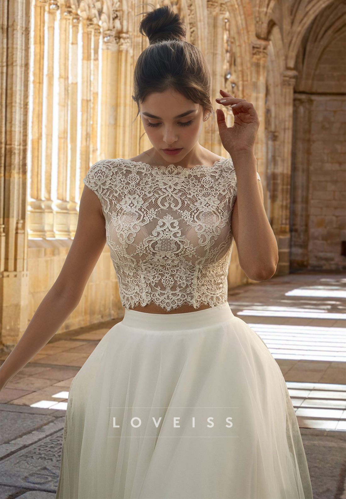Bateau Cap Sleeves Lace Appliques A-Line Ball Gown Wedding Dress