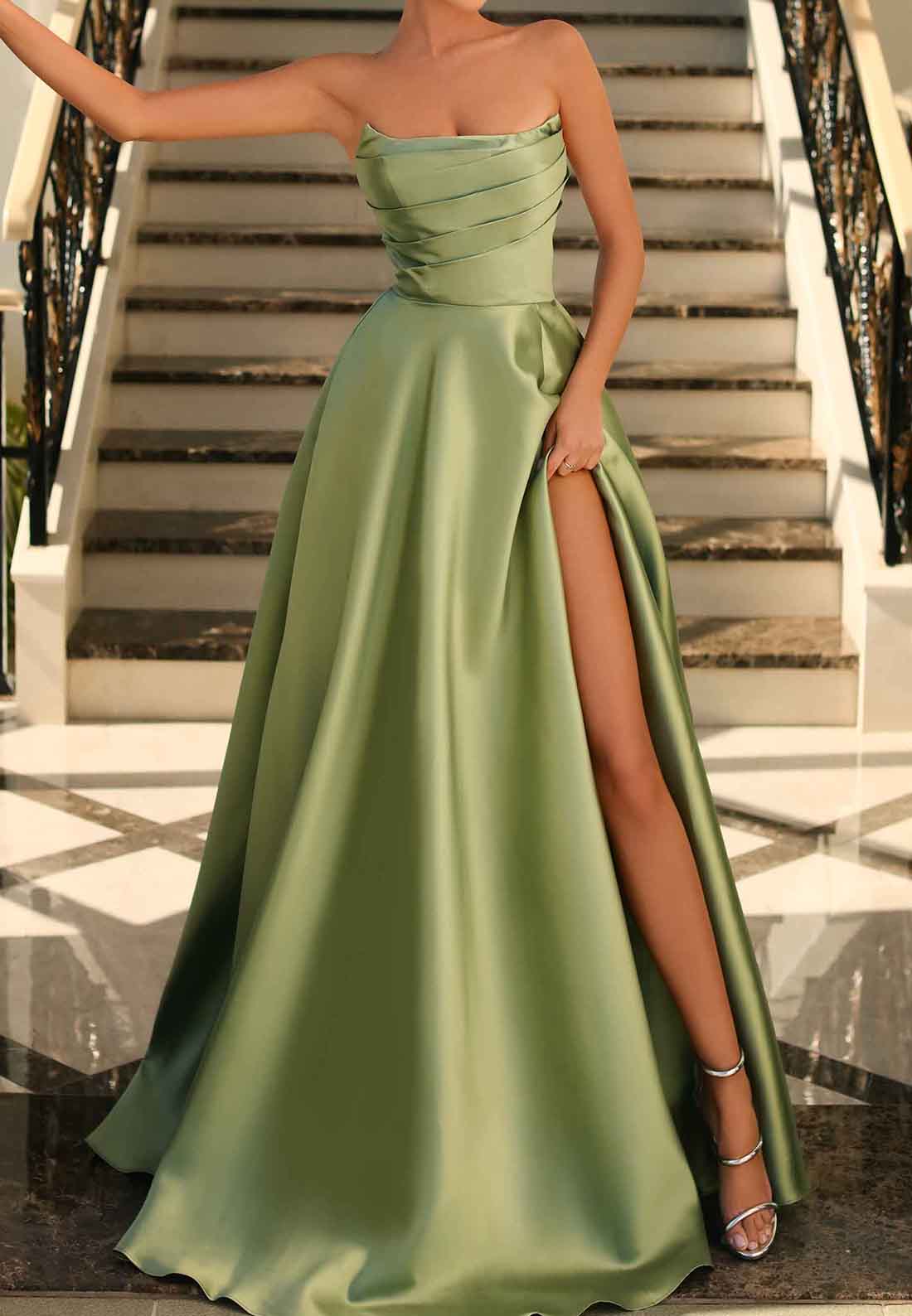 Scoop Sleeveless Pleated High Slit A-Line Prom Dress Long Formal Evening Gown