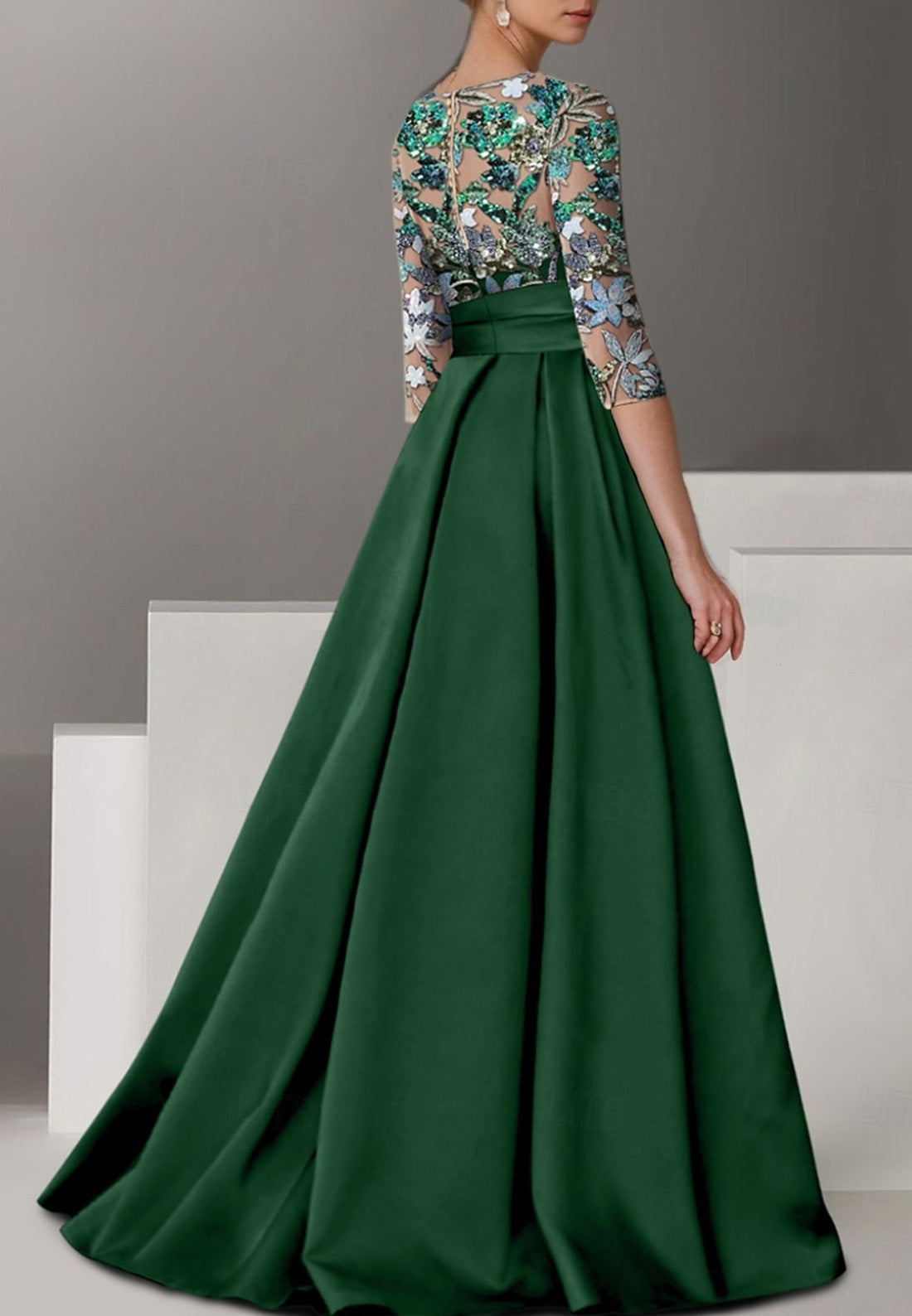 Green Floral Embroidered A-Line Evening Gown Elegant Dress Half Sleeve with Bow