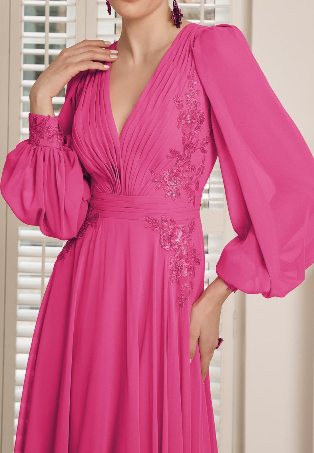 A Line V Neck Chiffon Pleats Appliques Long Sleeves Mother of the Bride Dress for Wedding