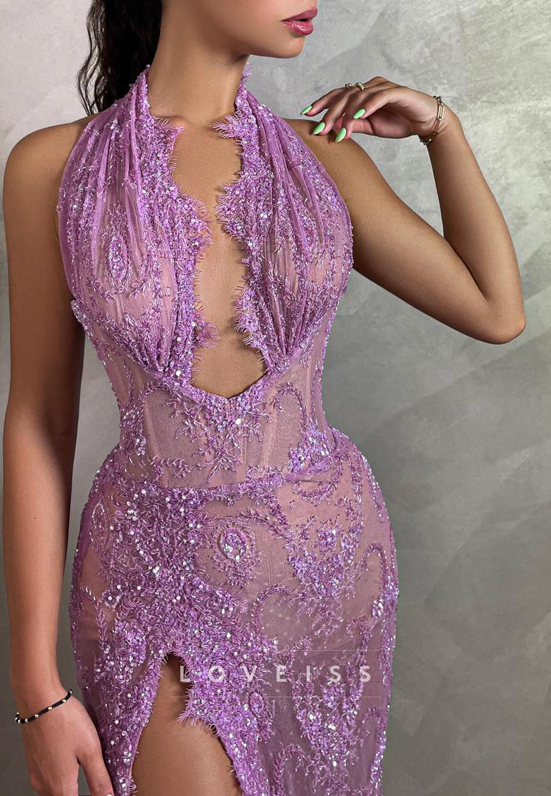 Halter V-Neck Appliques Sheath Evening Dress