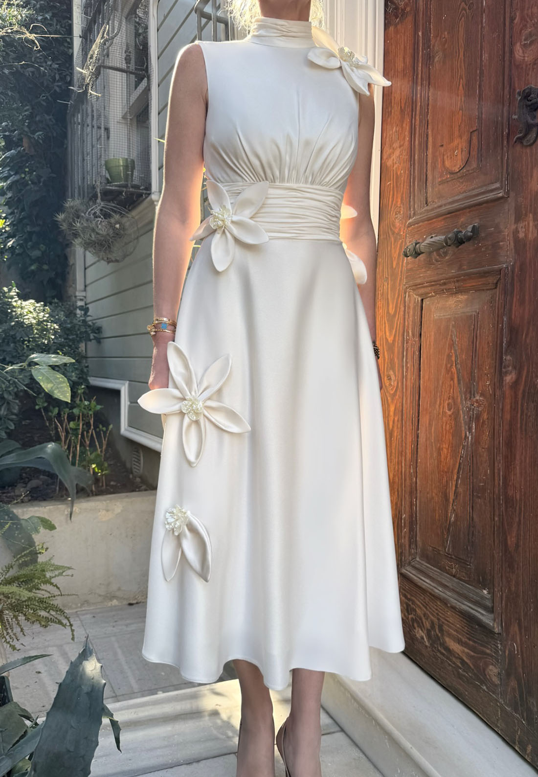 High Neck Sleeveless 3D Floral Sleek A-Line Mother of Bride Dress