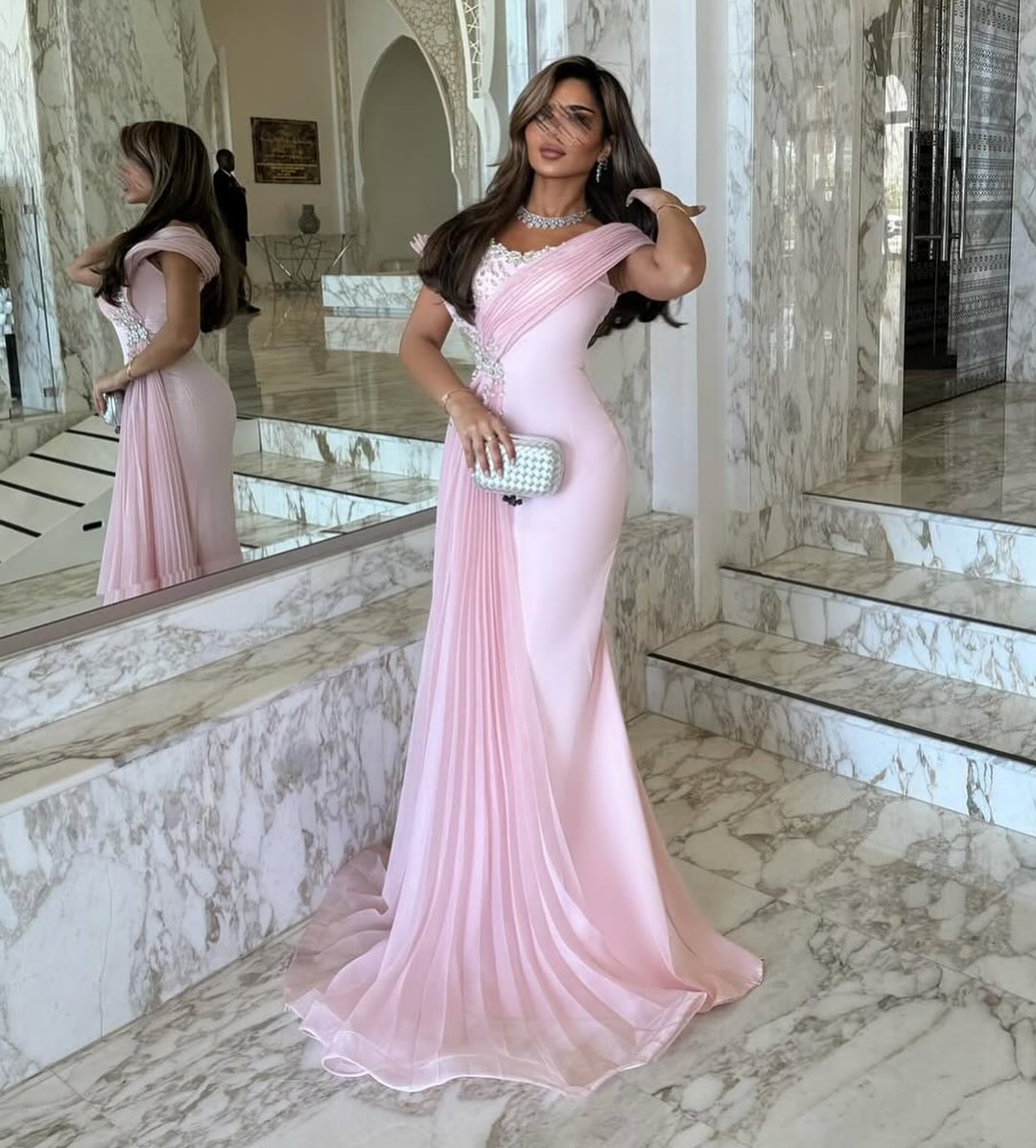 Elegant pink Mermaid Evening Dress with Overskirt