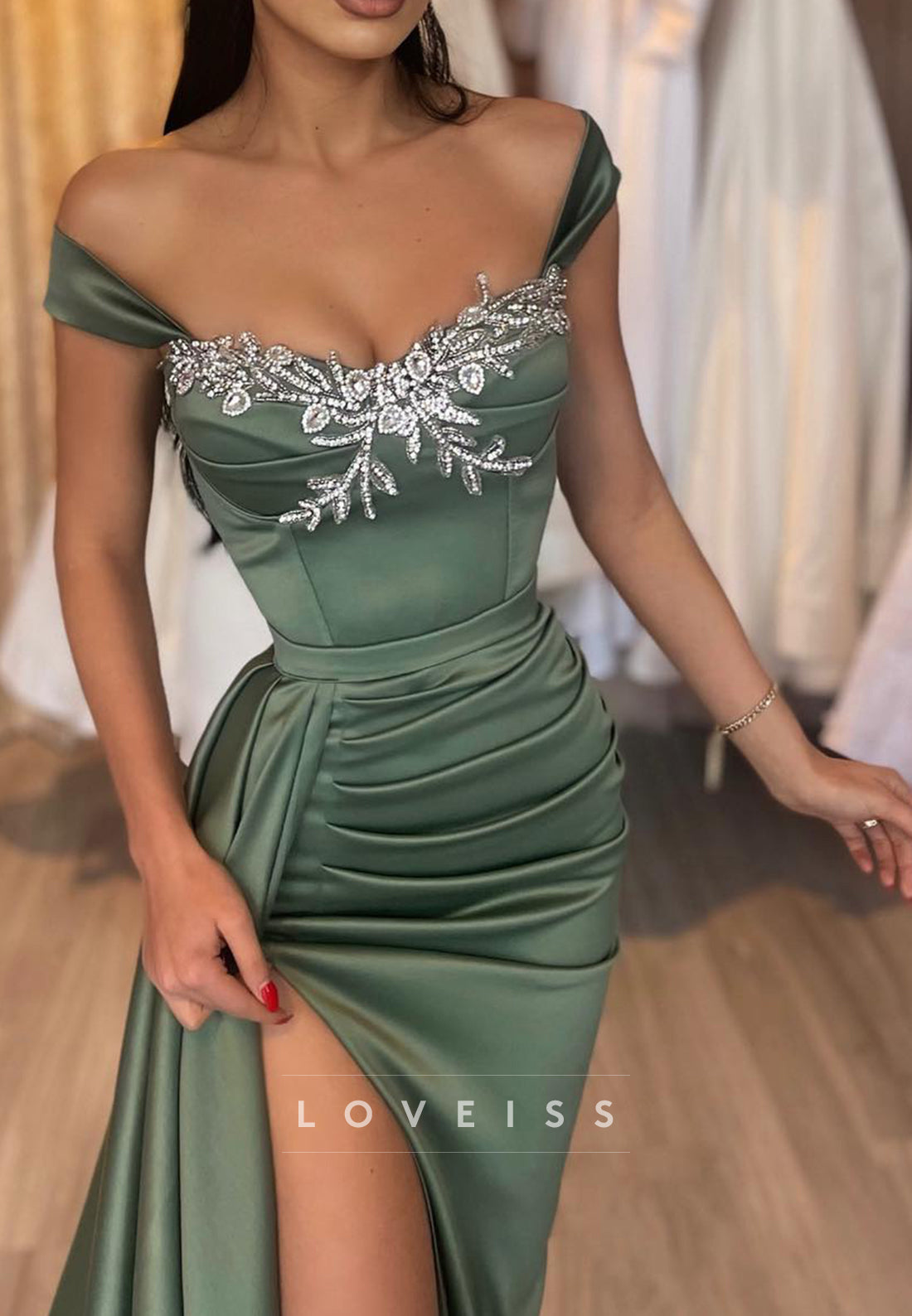 Sweetheart Sleeveless Ruched High Slit Appliques Sheath Prom Dress