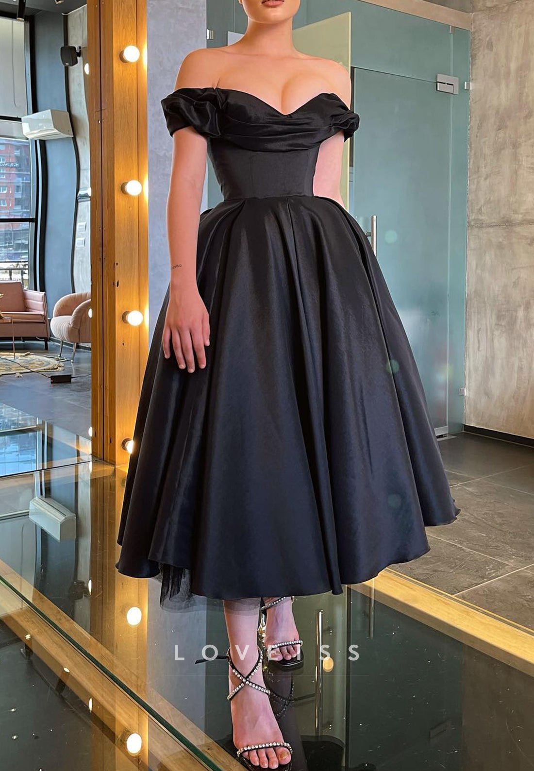 Off-Shoulder Strapless Pleated A-Line Prom Dress