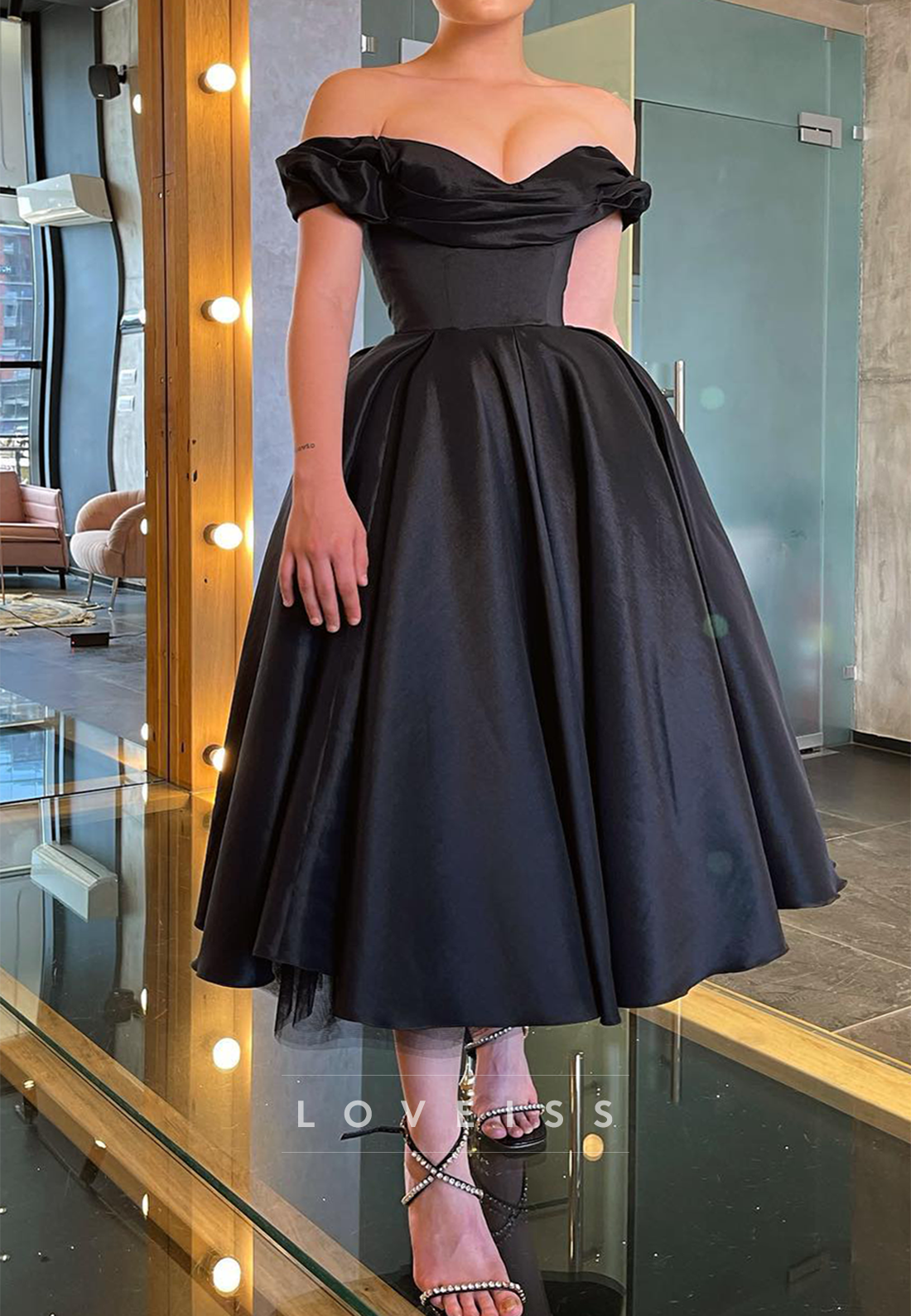 Off-Shoulder Strapless Pleated A-Line Prom Dress