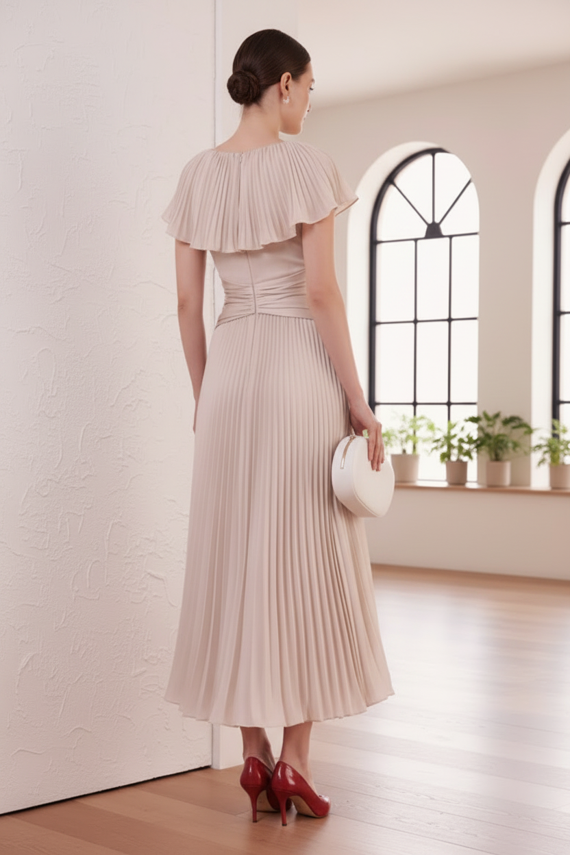 Scoop Short Sleeves Pleated A-Line Mother of Bride Dress