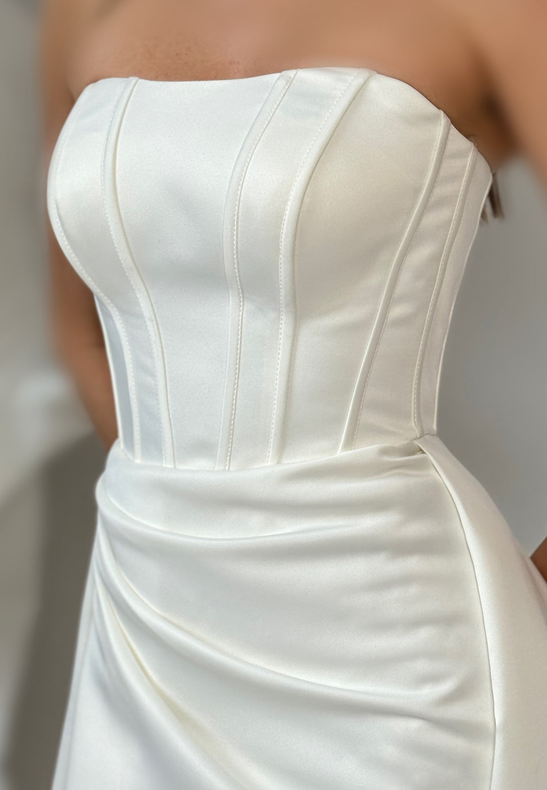 Off-Shoulder Appliques Ruched Sheath Evening Dress