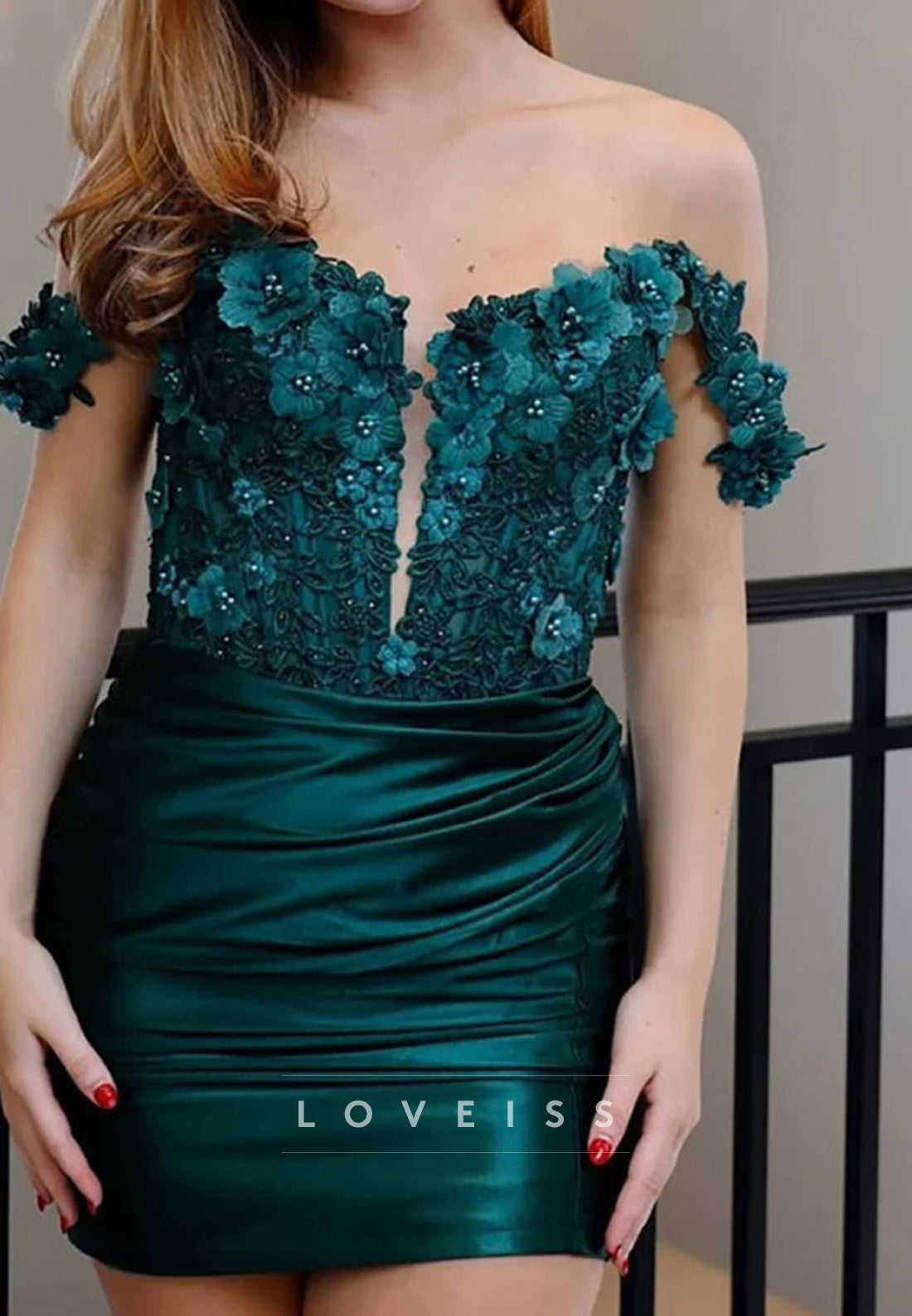 Off-Shoulder Appliques Sheath Pleated Homecoming Dress