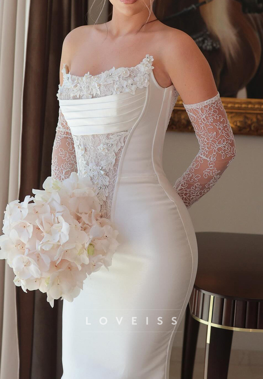 Off-Shoulder Appliques Sleeveless Fitted Mermaid Wedding Dress