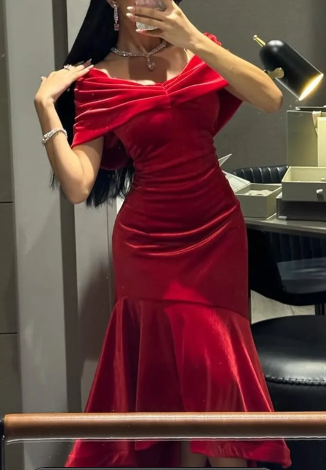 Off-Shoulder Cap Sleeves Velvet Ruffled Mermaid Evening Dress