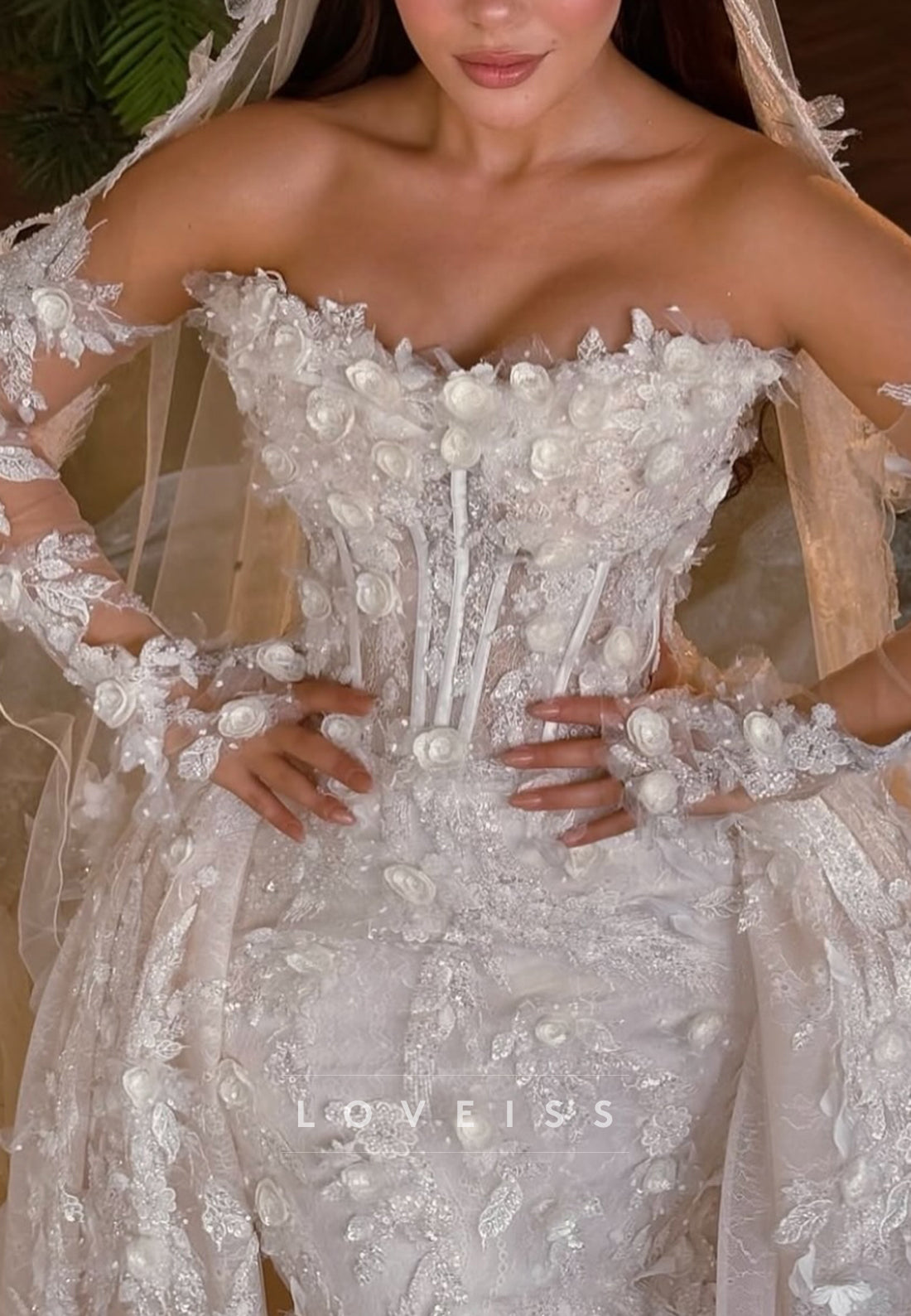 Off-Shoulder Floral Lace Appliques Fitted Mermaid Wedding Dress
