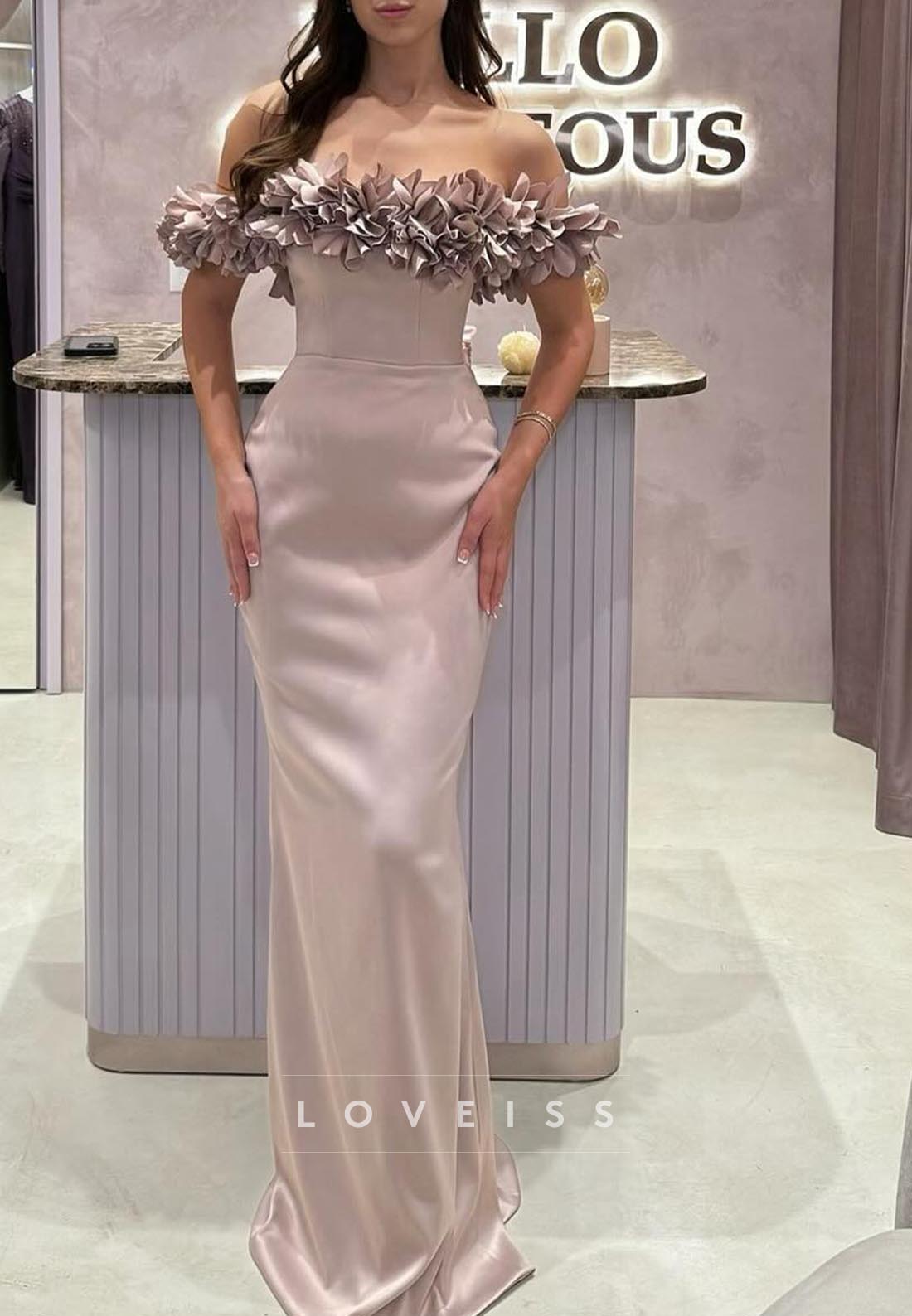 Off-Shoulder Floral Sleek Mermaid Evening Dress