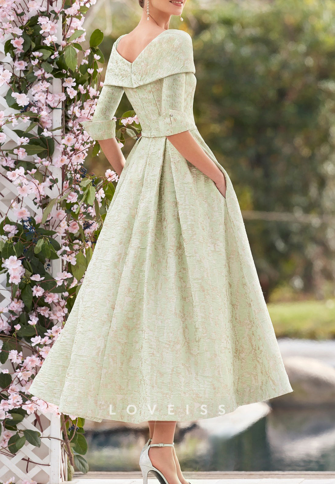 Off-Shoulder Half Sleeves Floral Printed A-Line Mother of Bride Dress