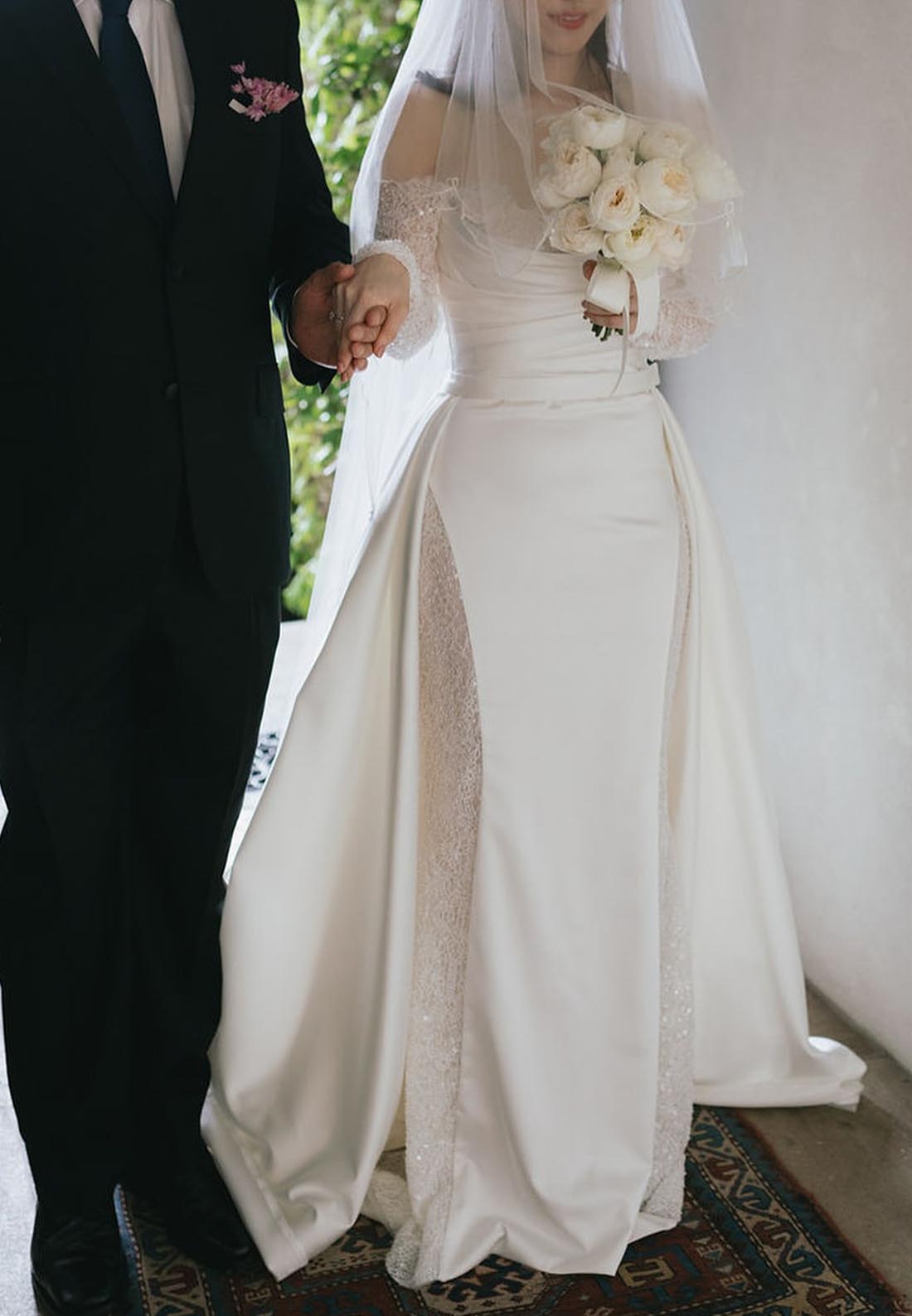 Off-Shoulder Long Sleeves Detachable Train Mermaid Wedding Dress