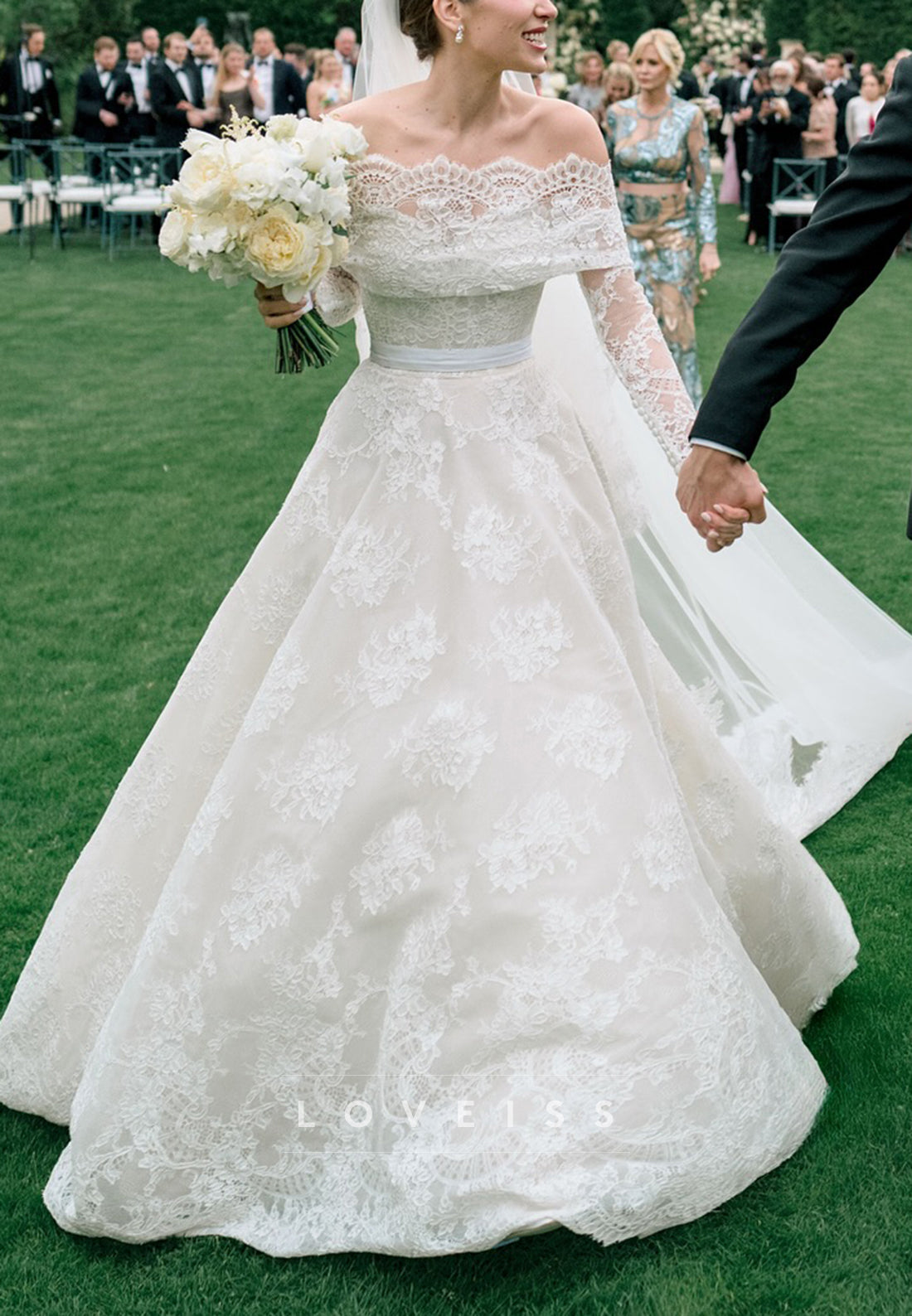 Off-Shoulder Long Sleeves Lace Appliques A-Line Wedding Dress