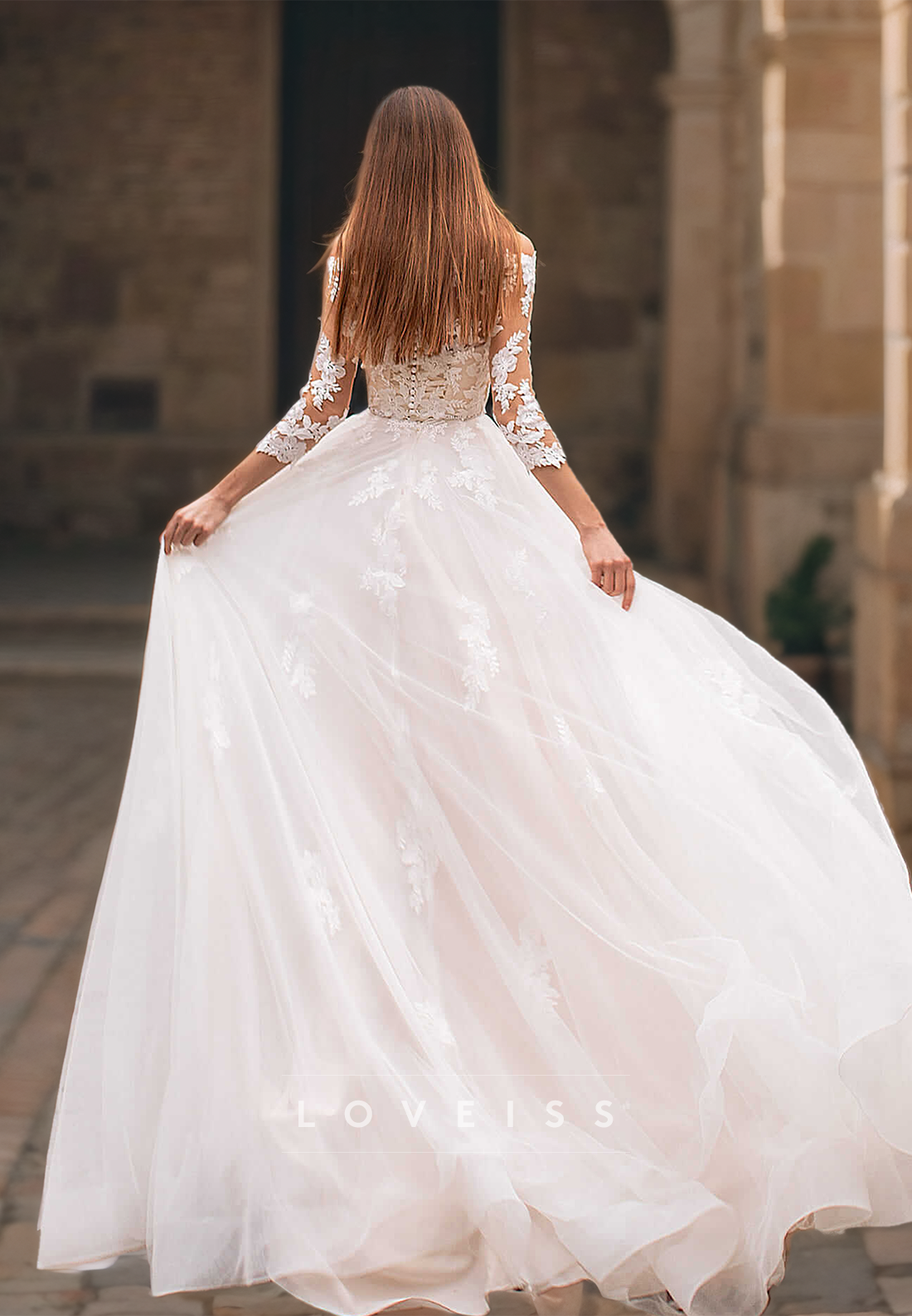 Off-Shoulder Long Sleeves Lace Appliques Tulle A-Line Wedding Dress