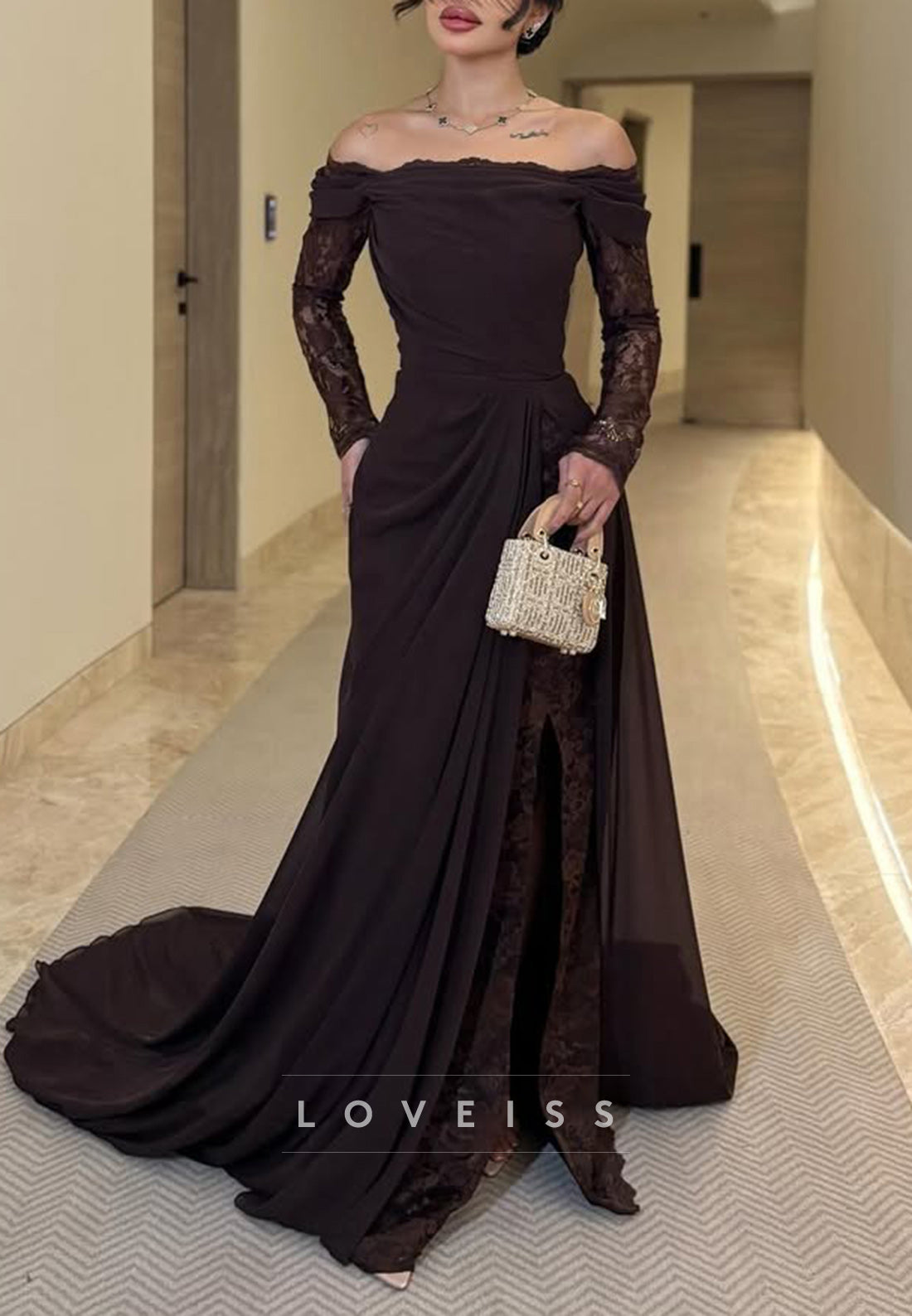 Off-Shoulder Long Sleeves Ruched Pleated Sheath Prom Dress