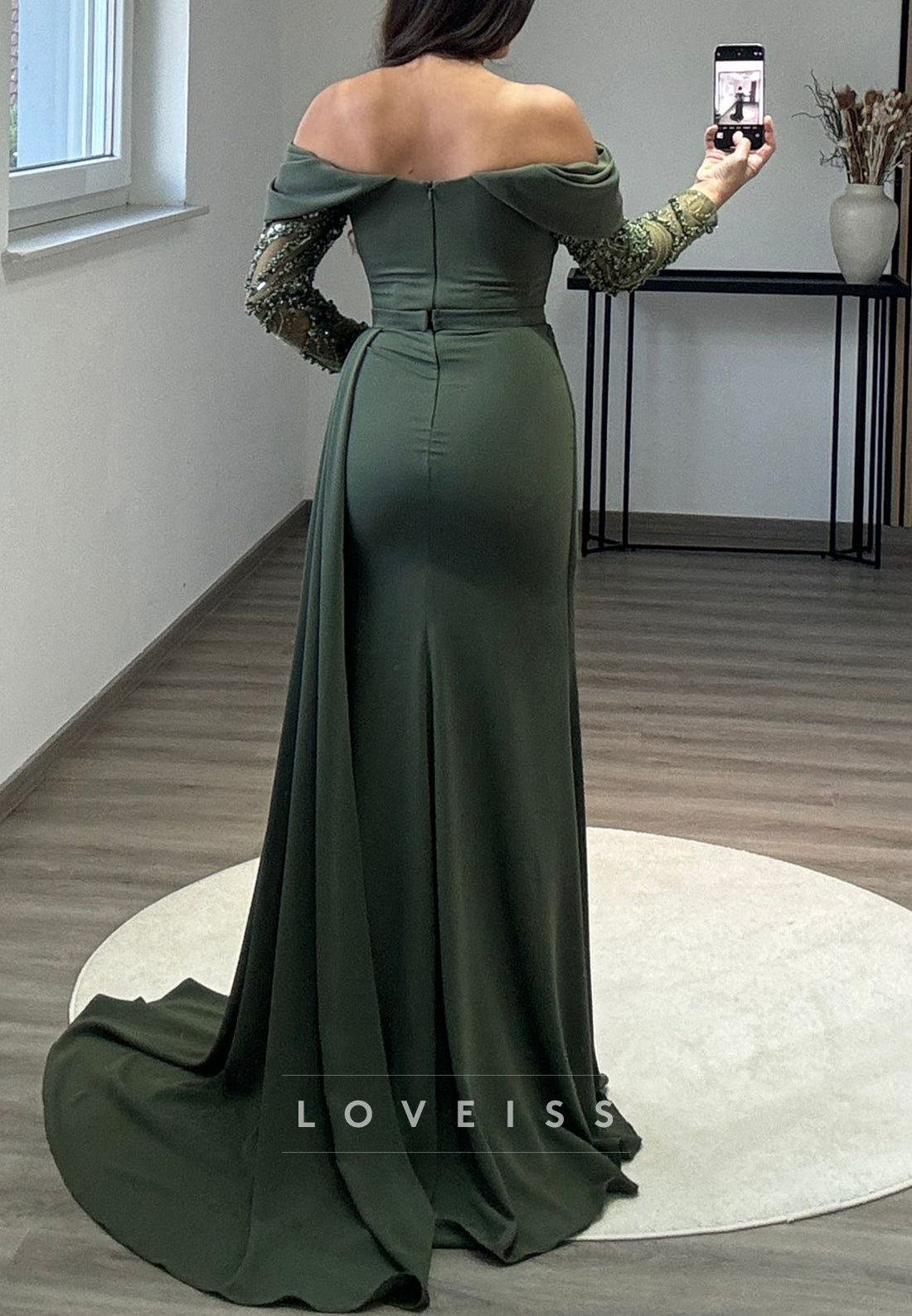 Off-Shoulder Long Sleeves Ruched Sheath Formal Dress