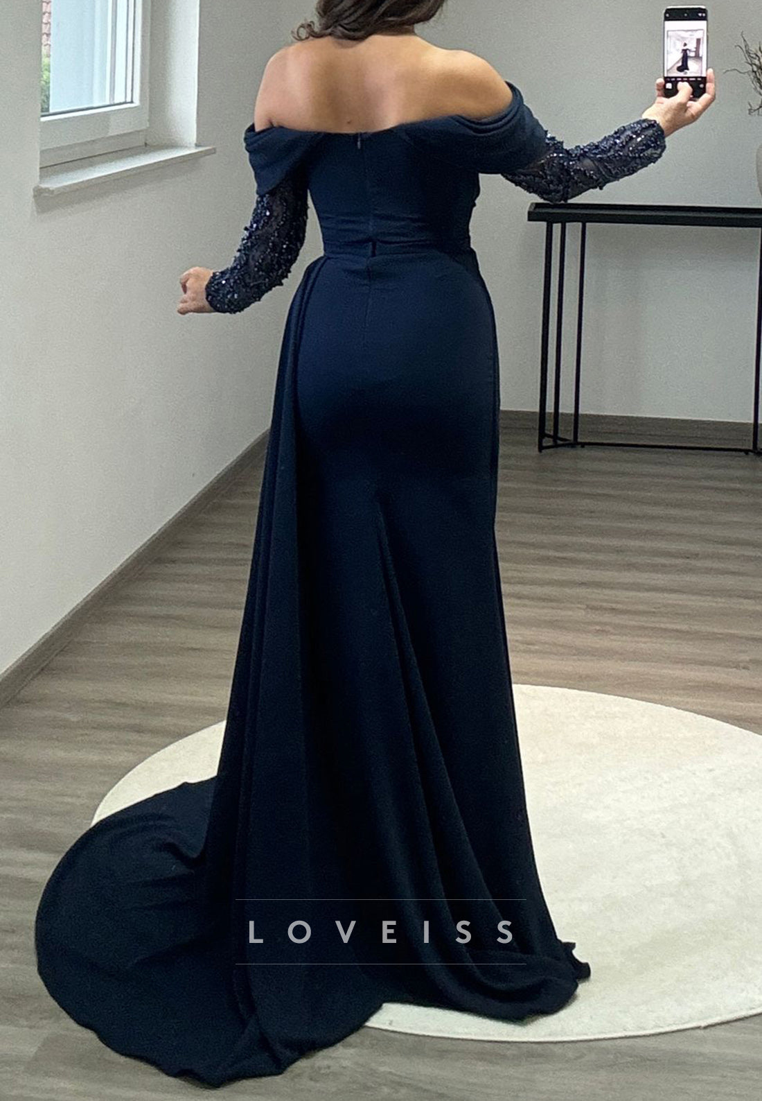 Off-Shoulder Long Sleeves Ruched Sheath Formal Dress