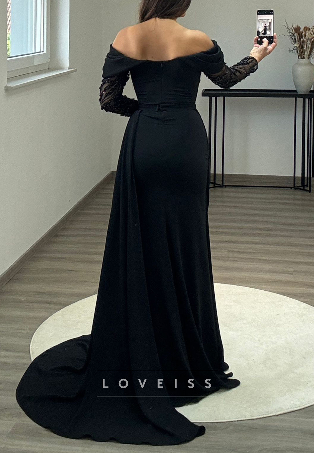 Off-Shoulder Long Sleeves Ruched Sheath Formal Dress