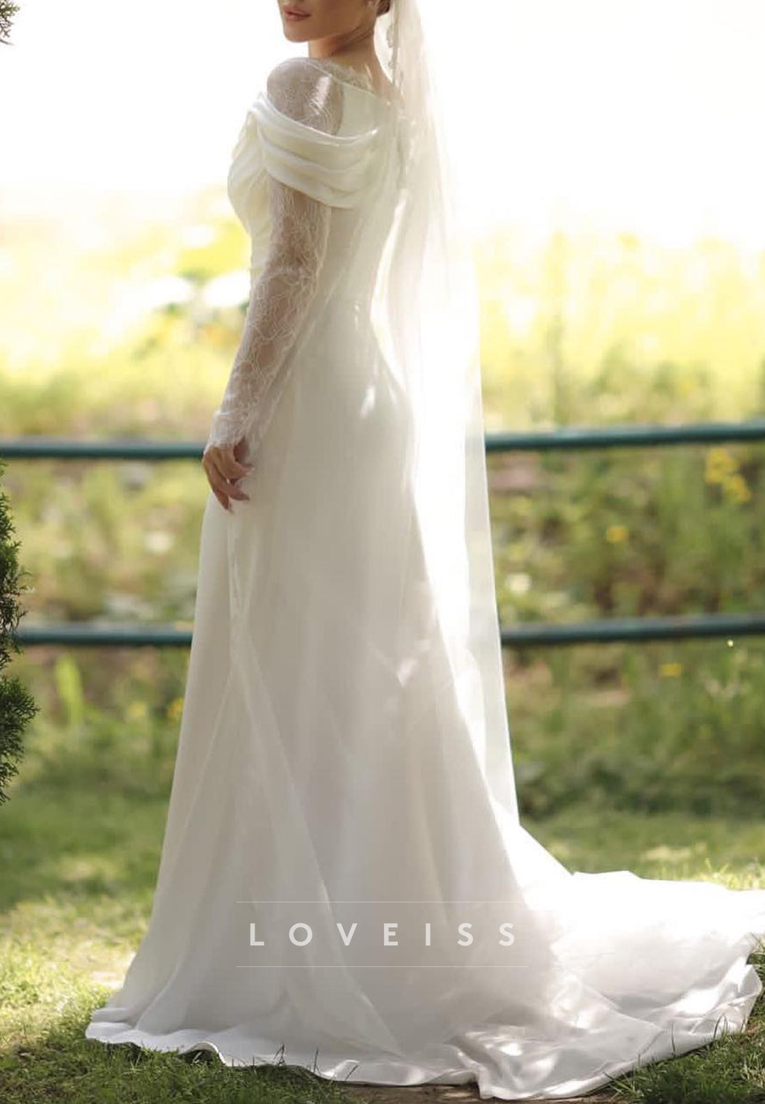 Off-Shoulder Long Sleeves Sleek Mermaid Wedding Dress