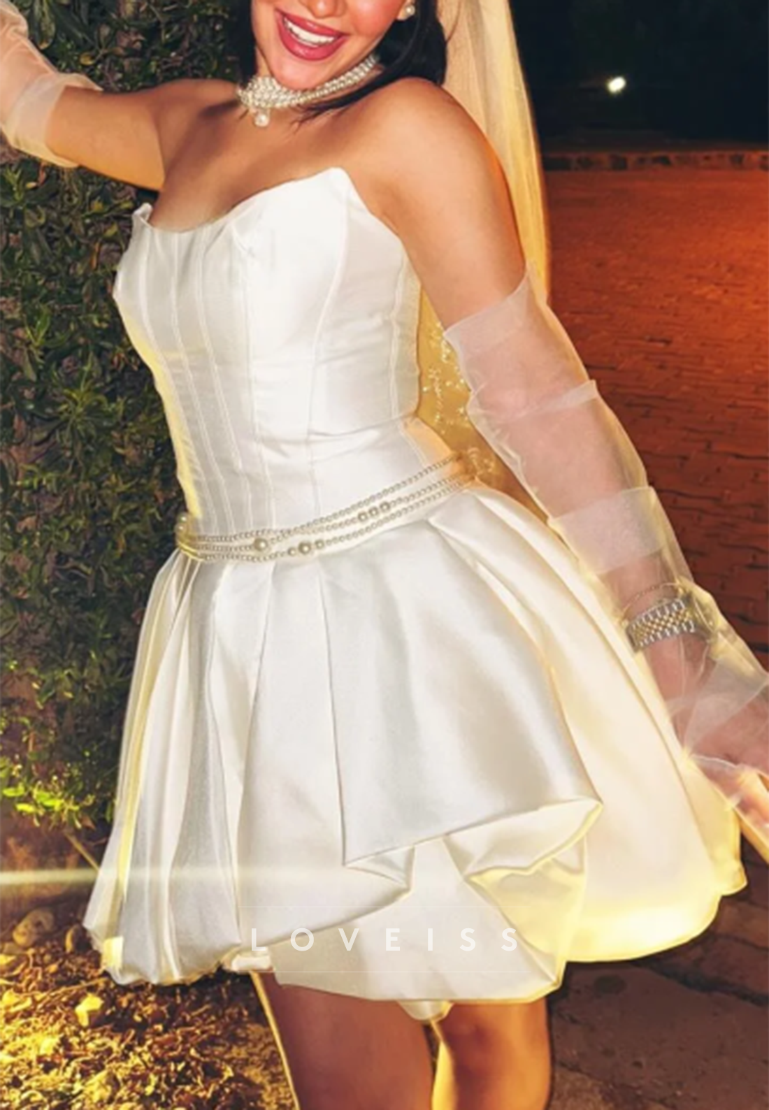 Off-Shoulder Pearl Sleeveless Pleated A-Line Short Wedding Dress
