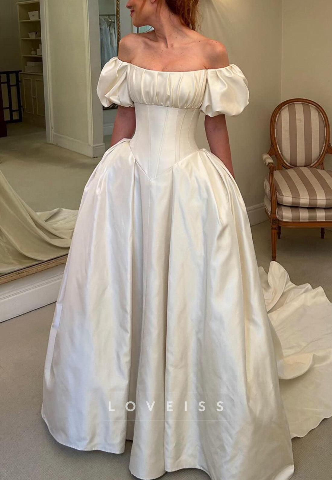 Off-Shoulder Puff Sleeves Pleated A-Line Vintage Wedding Dress