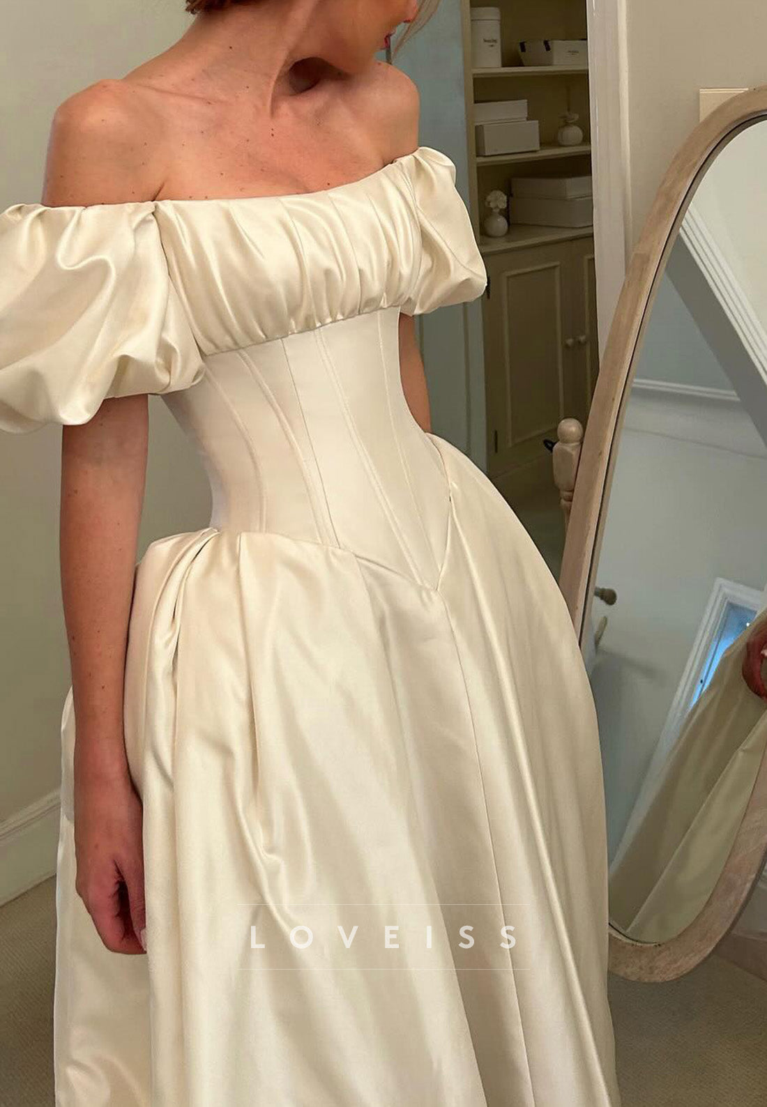 Off-Shoulder Puff Sleeves Pleated A-Line Vintage Wedding Dress