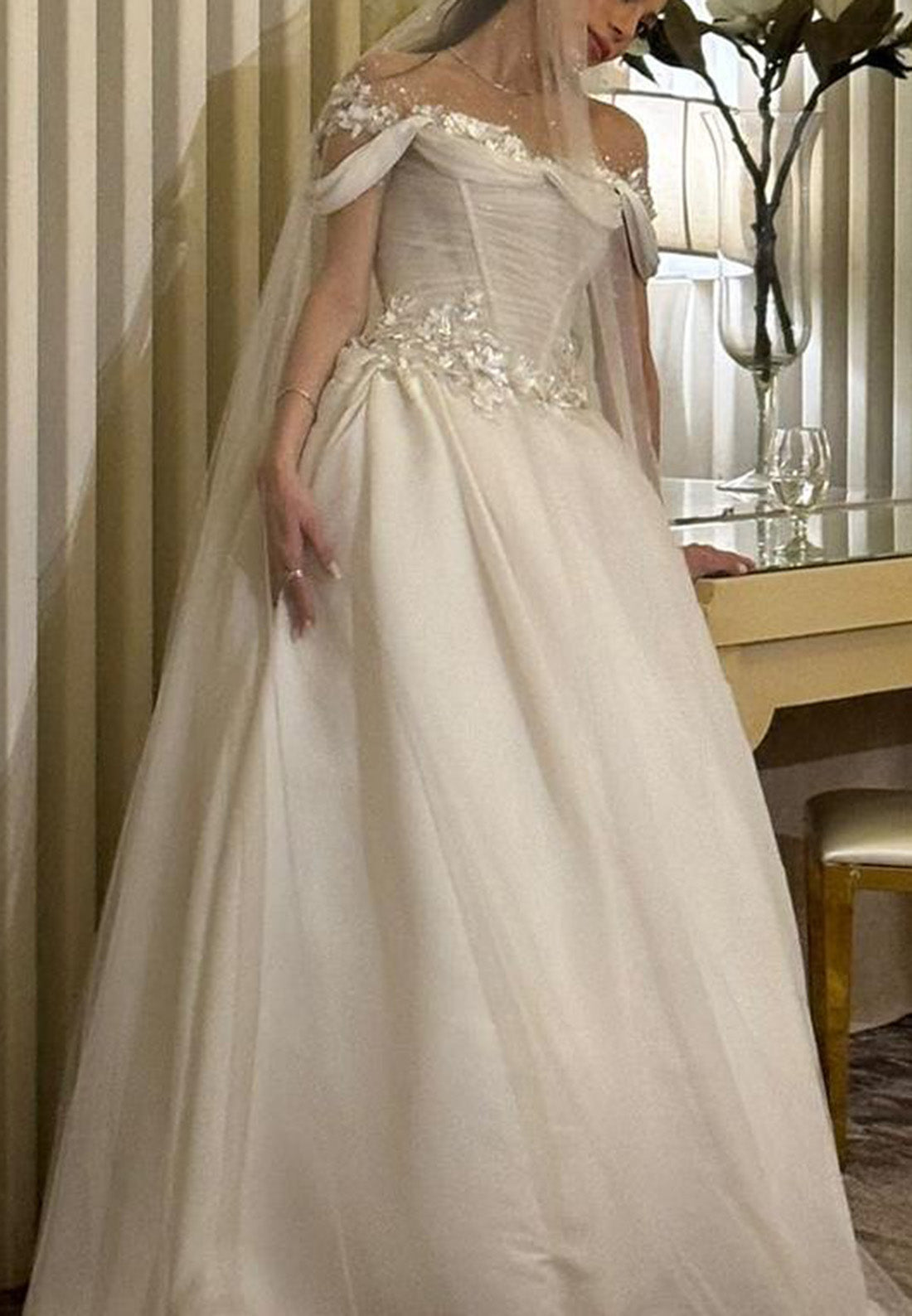 Off-Shoulder Sleeveless Appliques Beaded A-Line Wedding Dress
