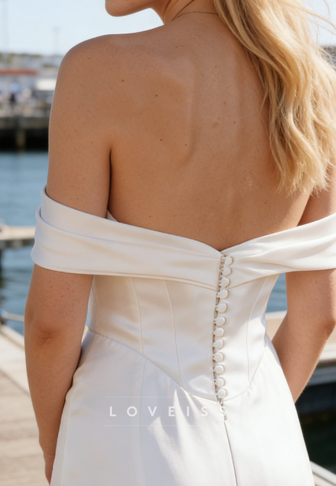 Off-Shoulder Sleeveless Mermaid Wedding Dress with Pearl Gloves