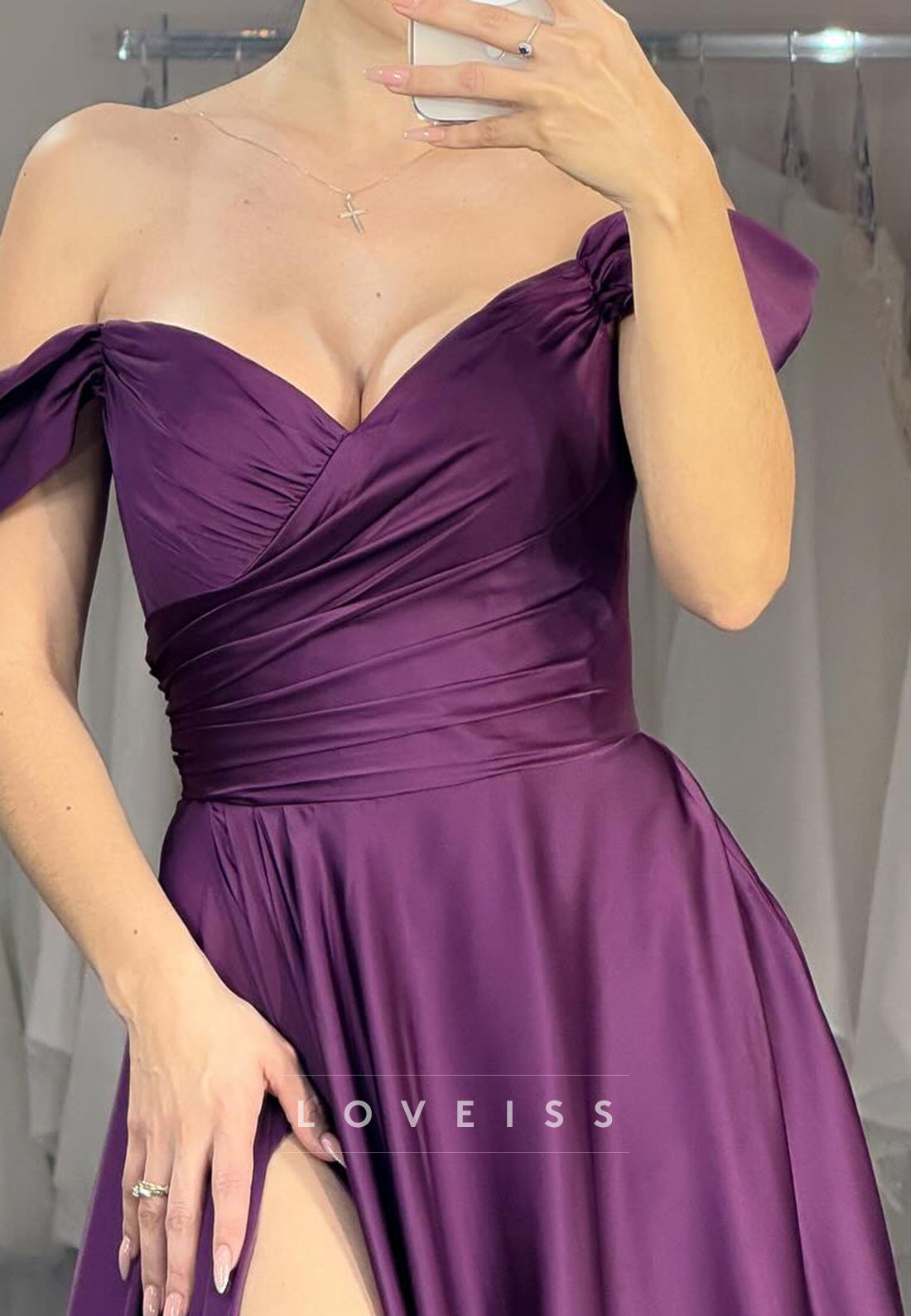 Off-Shoulder Sleeveless Pleated A-Line Prom Dress