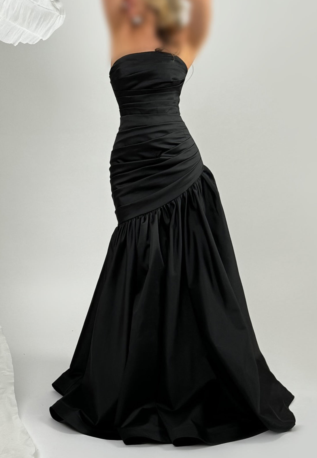 Off-Shoulder Sleeveless Pleated Mermaid Evening Dress Formal Dress