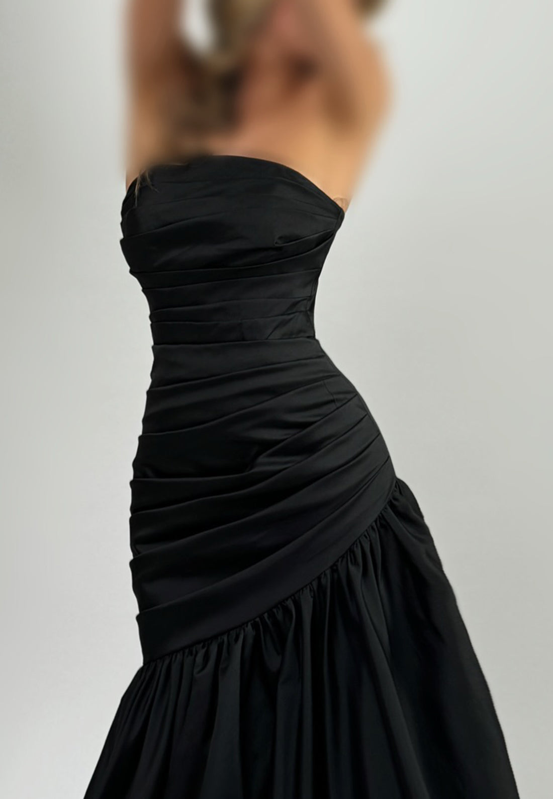 Off-Shoulder Sleeveless Pleated Mermaid Evening Dress Formal Dress