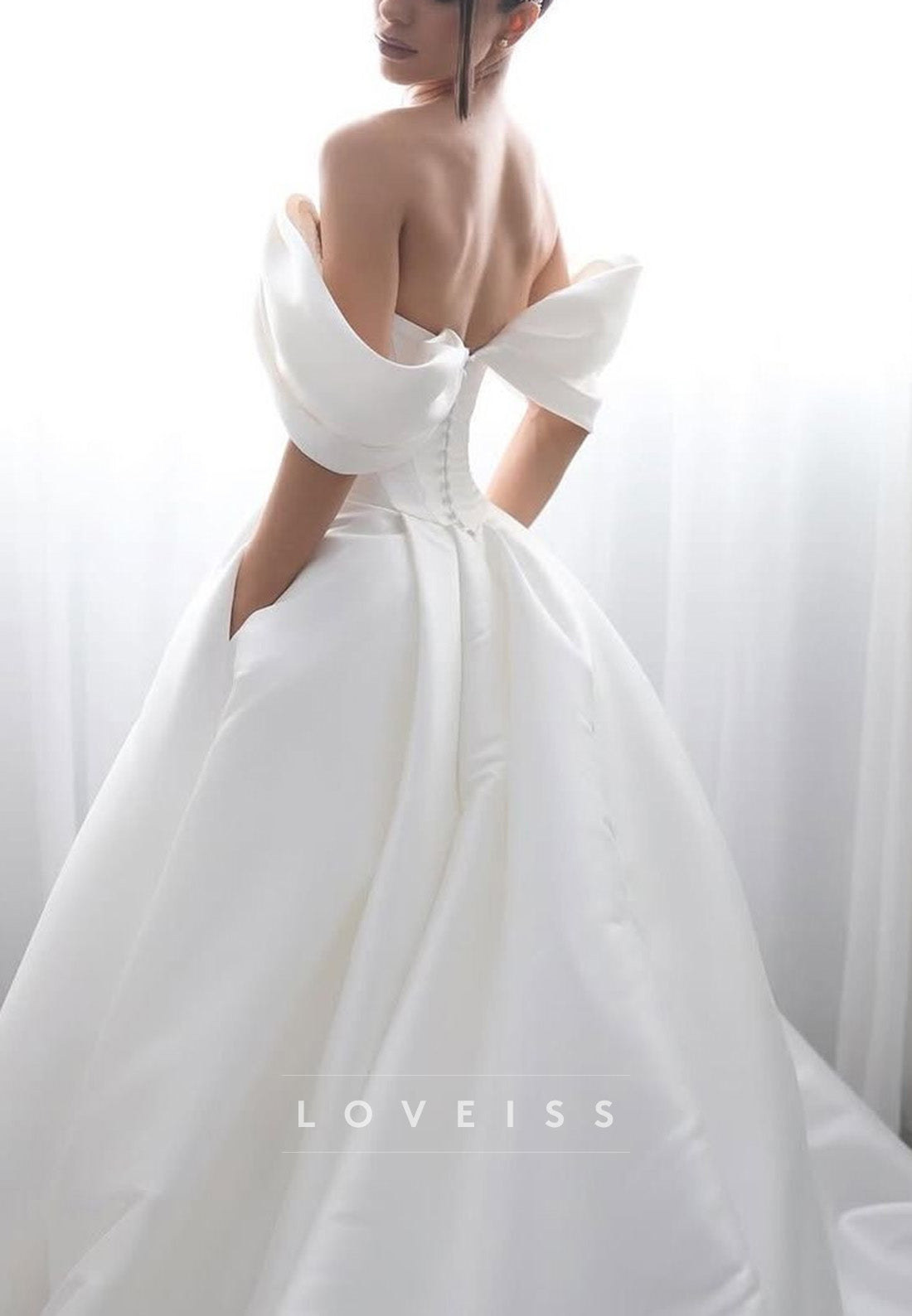Off-Shoulder Sleeveless Pleated Satin A-Line Weding Dress