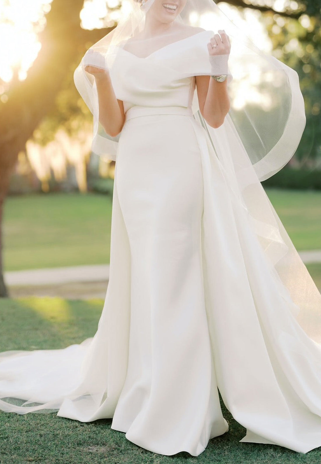 Off-Shoulder Sleeveless Sleek Simple Mermaid Wedding Dress