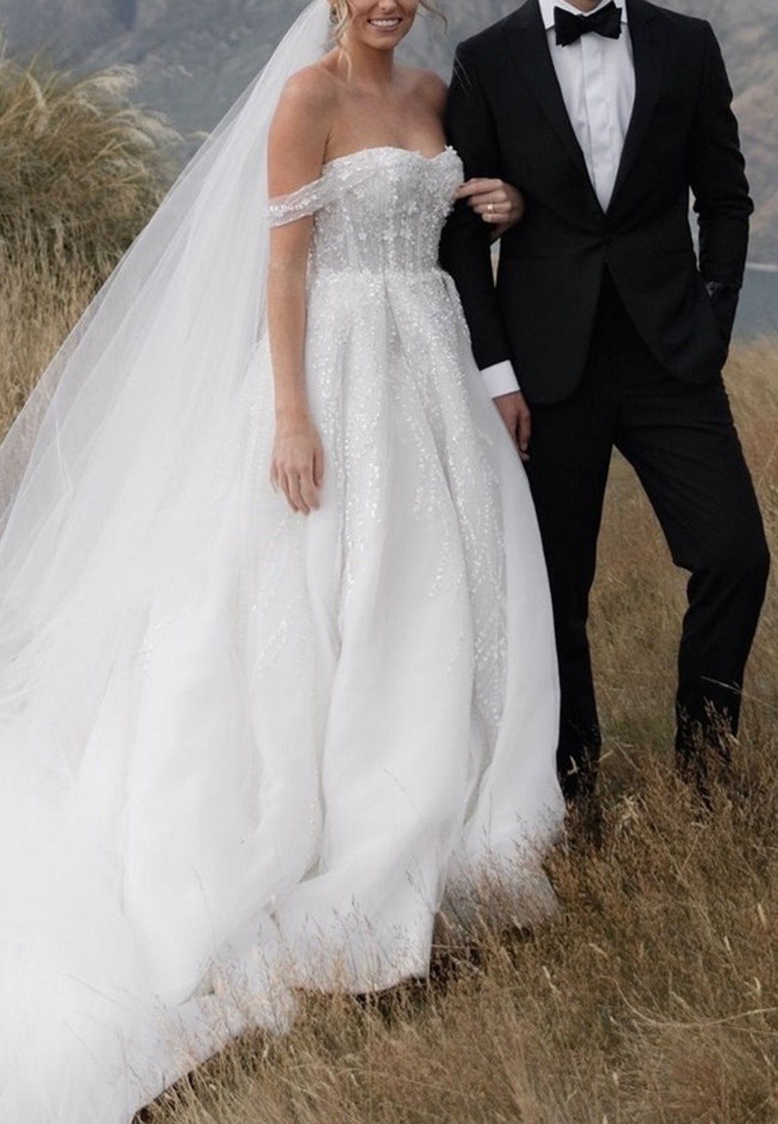 Off-Shoulder Sleeveless Sparkly A-Line Wedding Dress