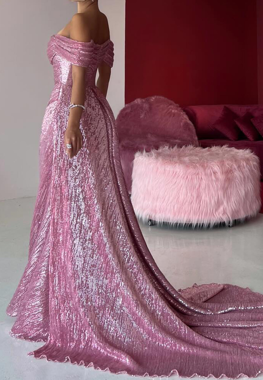 Off-Shoulder Sleeveless Sparkly Mermaid Evening Dress